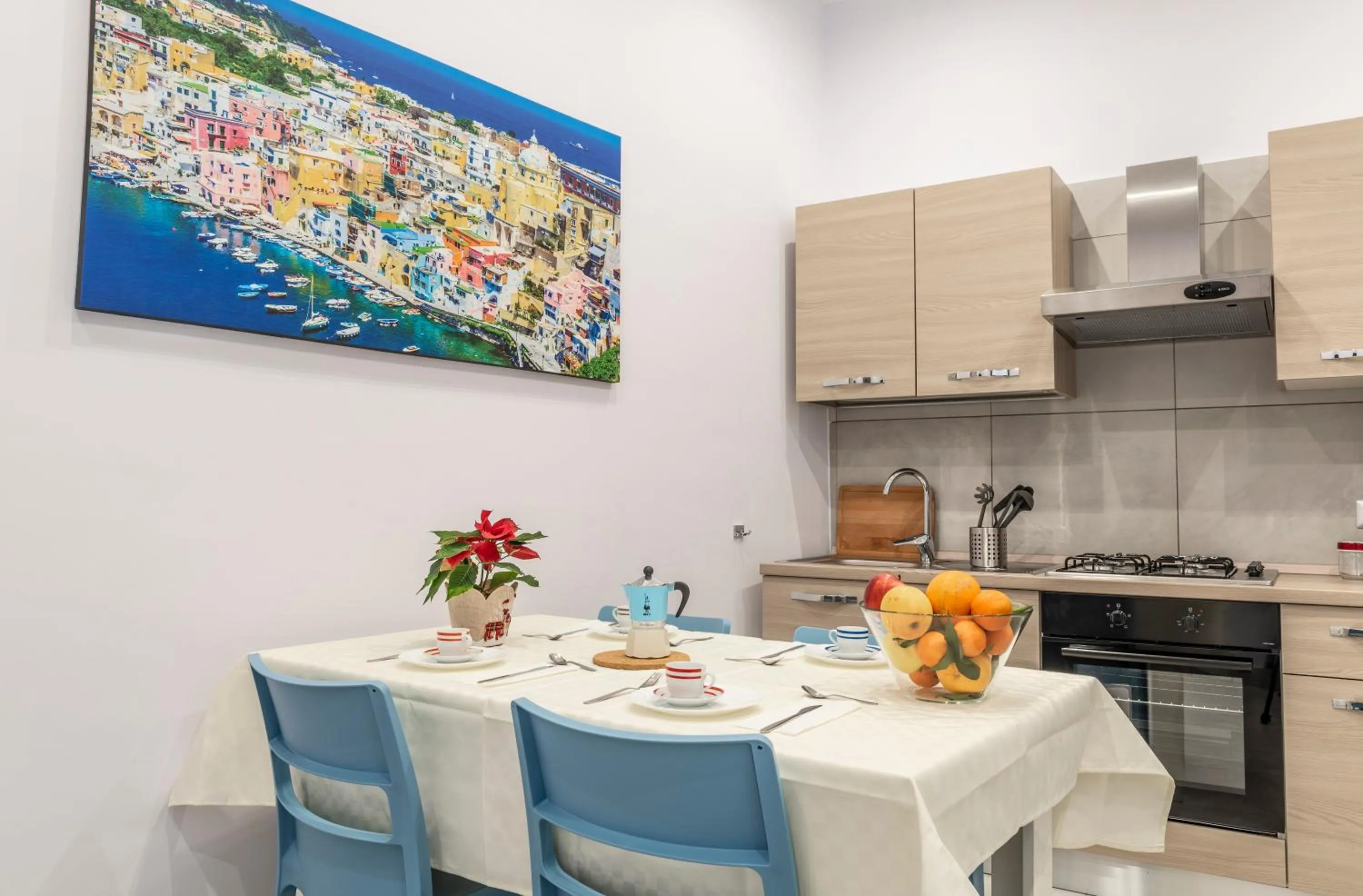 Dining area in La Casina Rossa