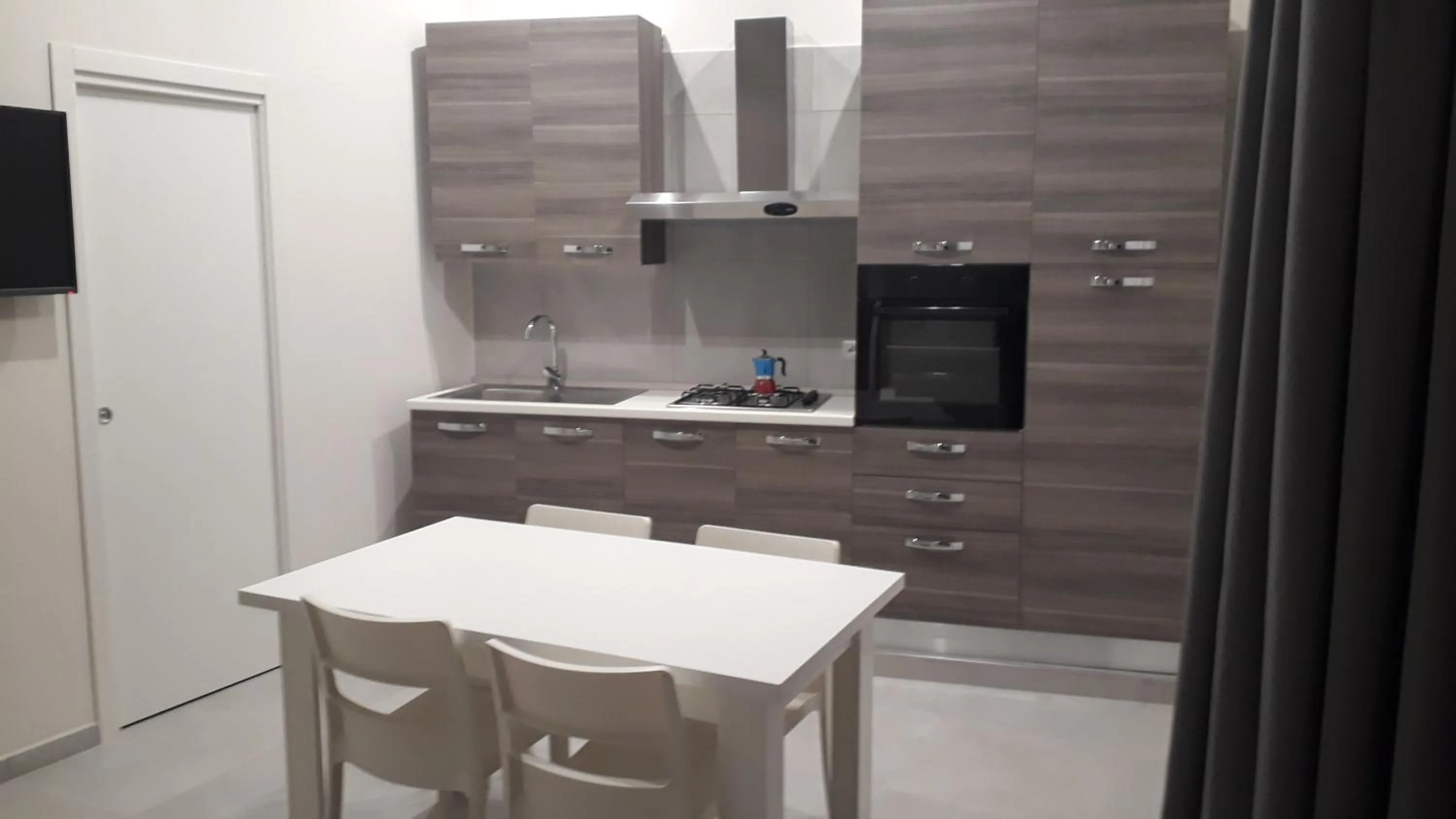 Kitchen or kitchenette in La Casina Rossa