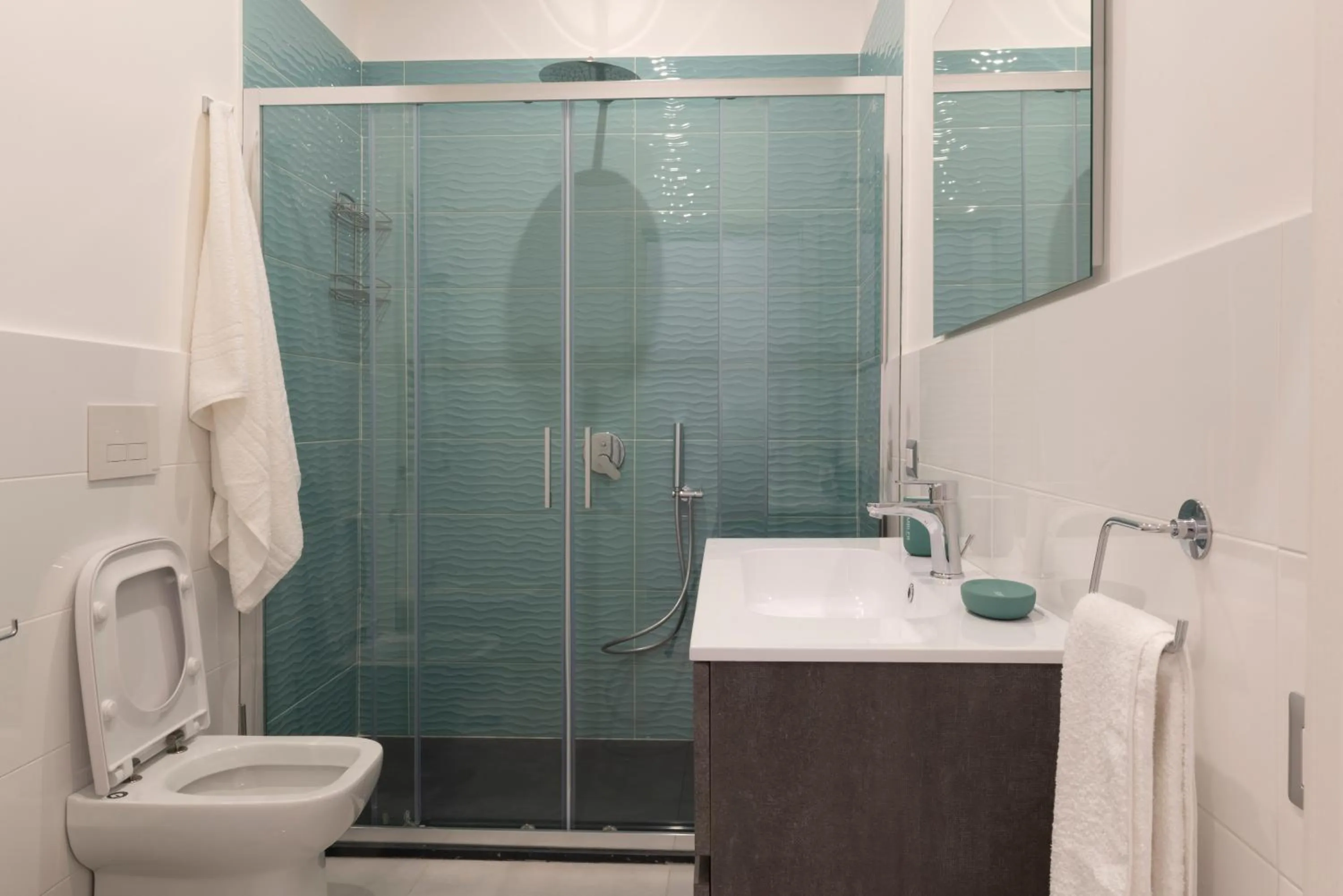 Shower in La Casina Rossa