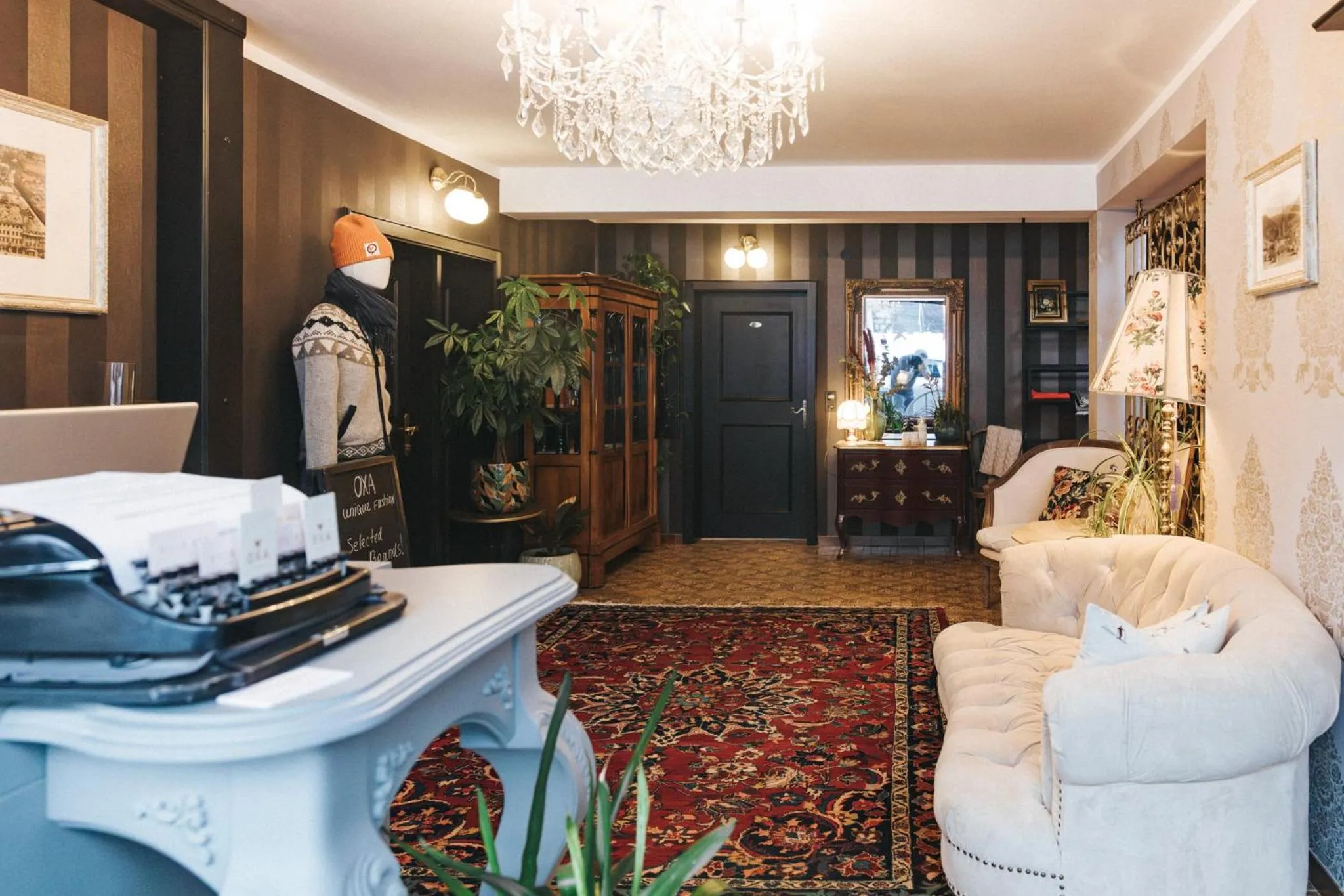 Lobby or reception in VILLA OXA - Boutique Design Hotel