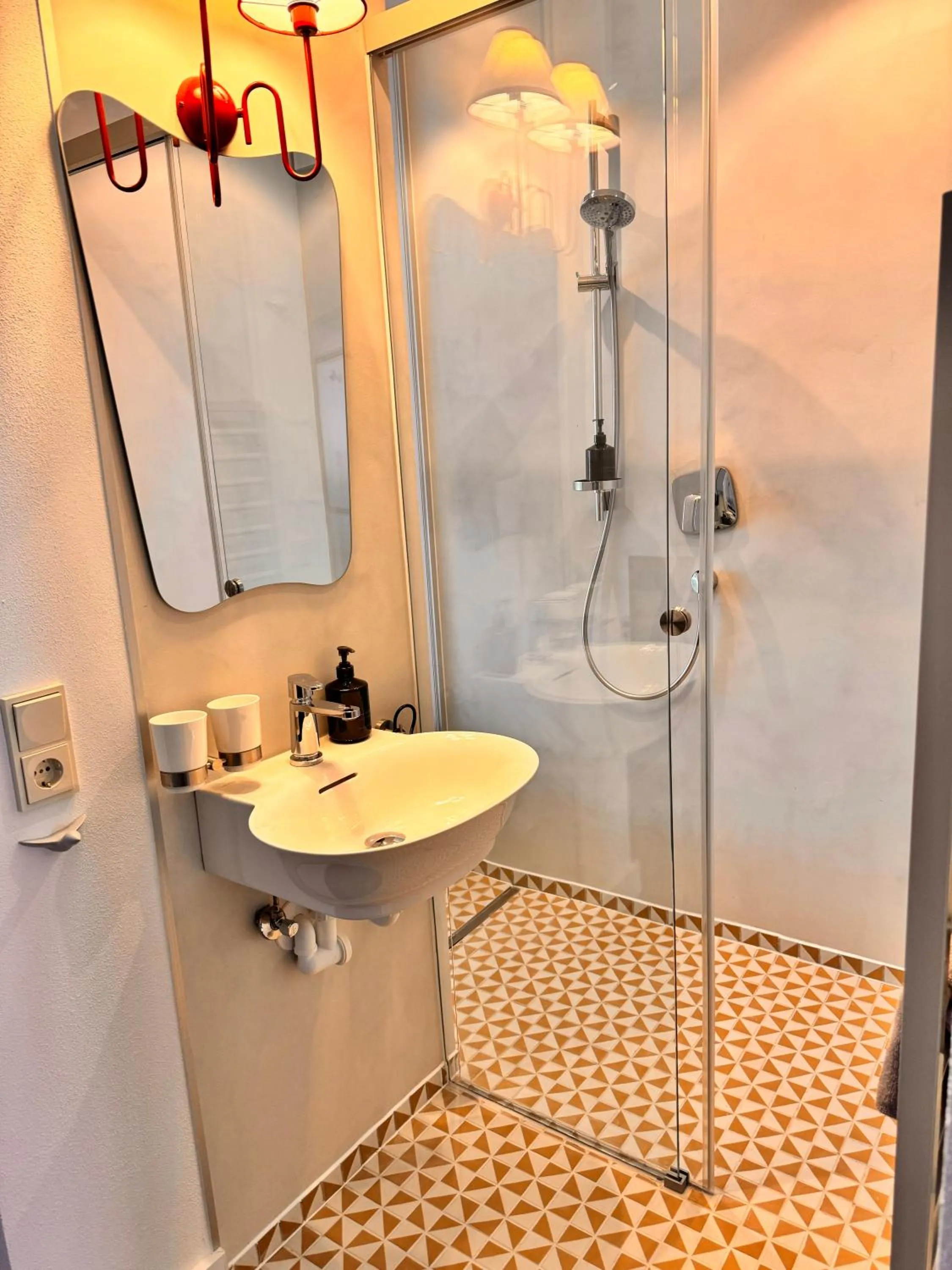 Shower in VILLA OXA - Boutique Design Hotel