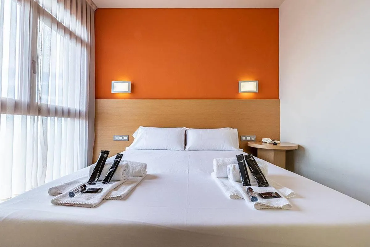 Bed in Hotel Pere III El Gran