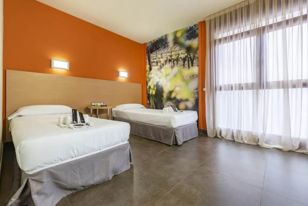 Bed in Hotel Pere III El Gran