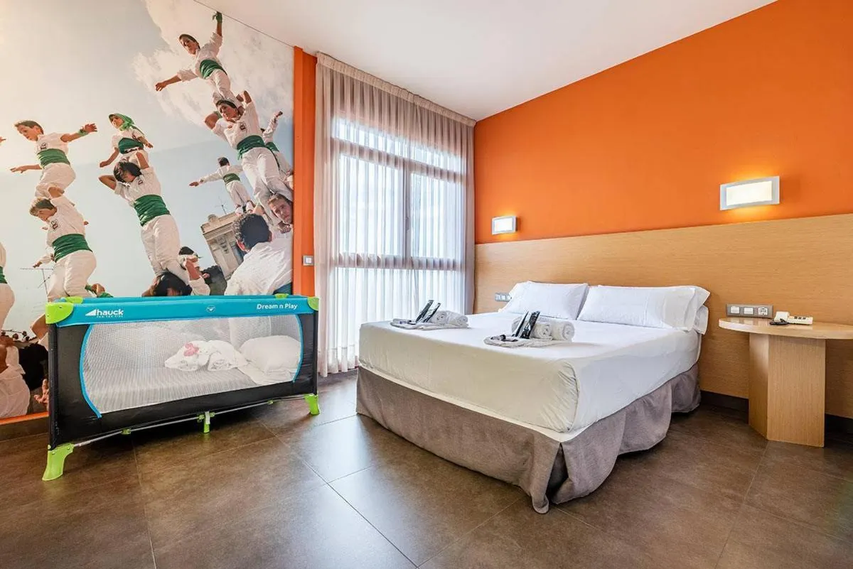 Bed in Hotel Pere III El Gran