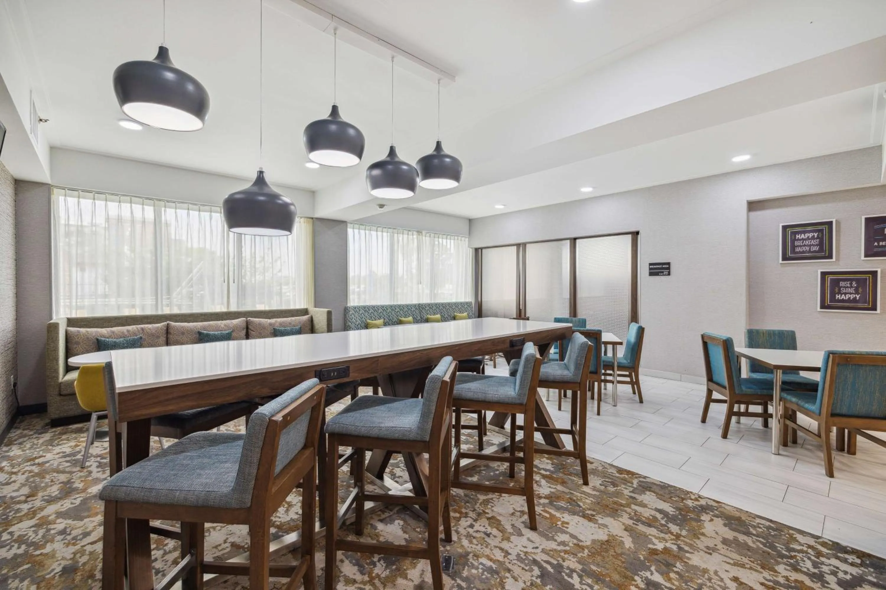 Breakfast in Hampton Inn - Houston/Brookhollow