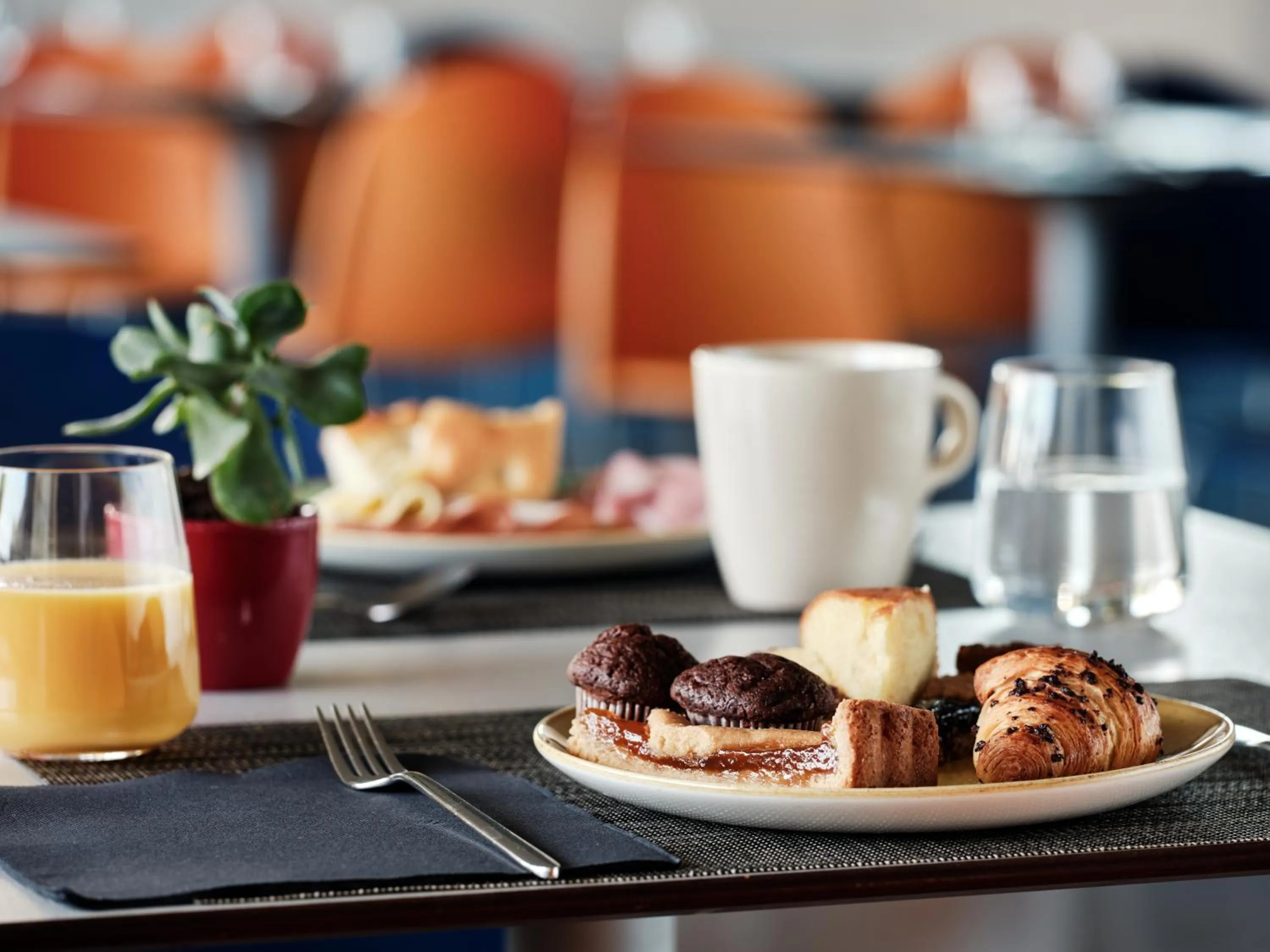 Breakfast in Holiday Inn Express Milan-Malpensa Airport by IHG