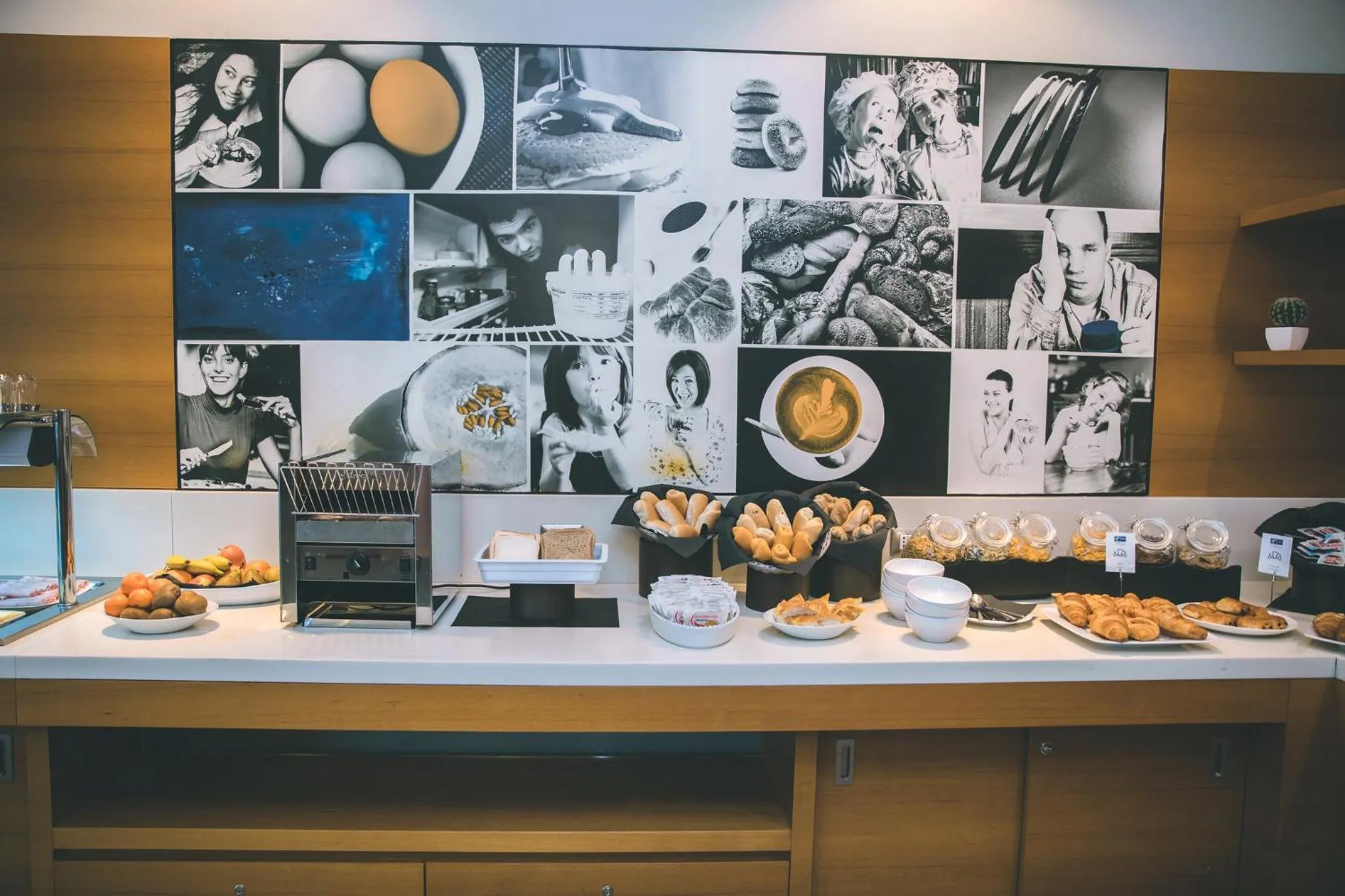 Breakfast in Holiday Inn Express Milan-Malpensa Airport by IHG