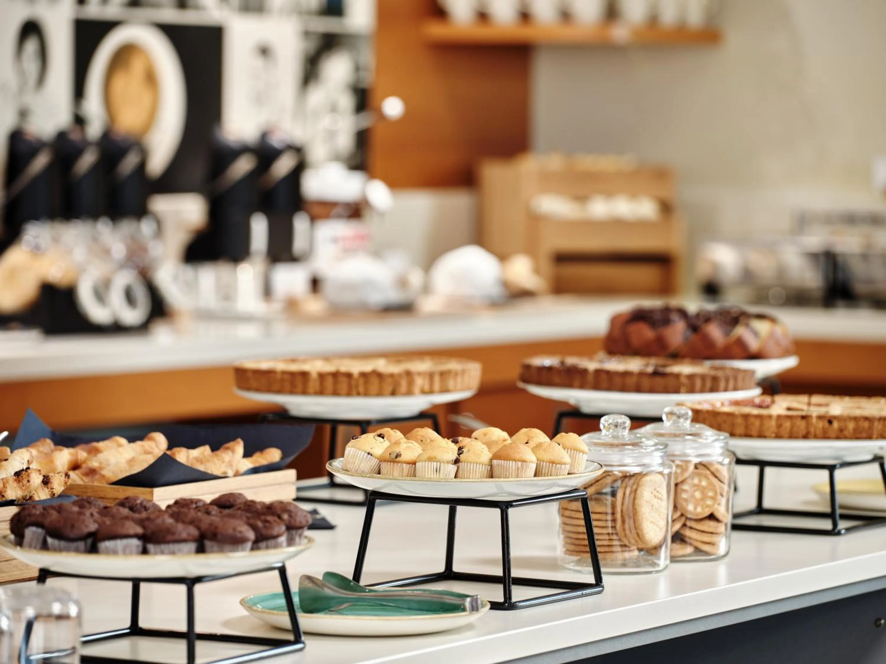 Buffet breakfast in Holiday Inn Express Milan-Malpensa Airport by IHG