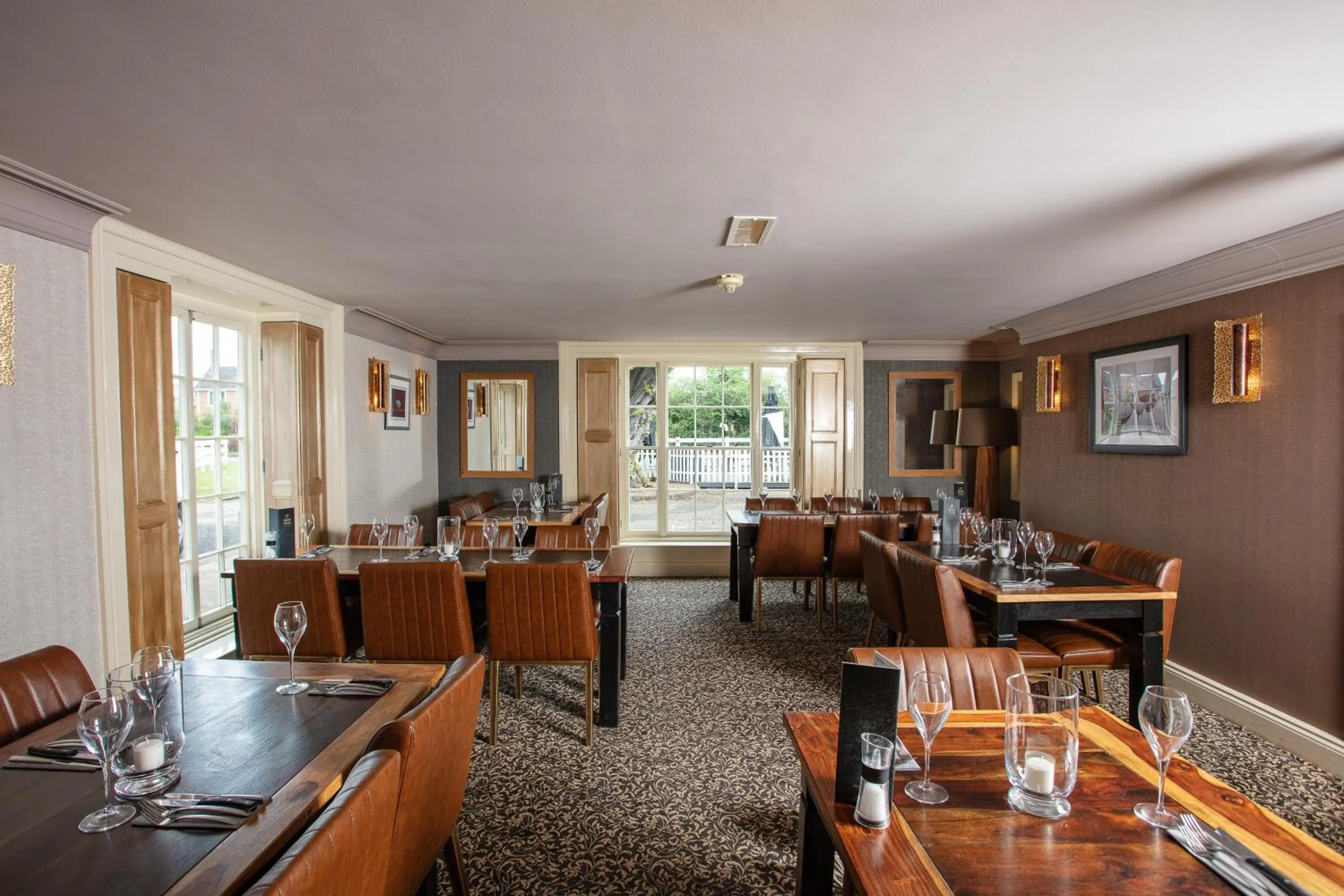 Dining area in Broom Hall Inn