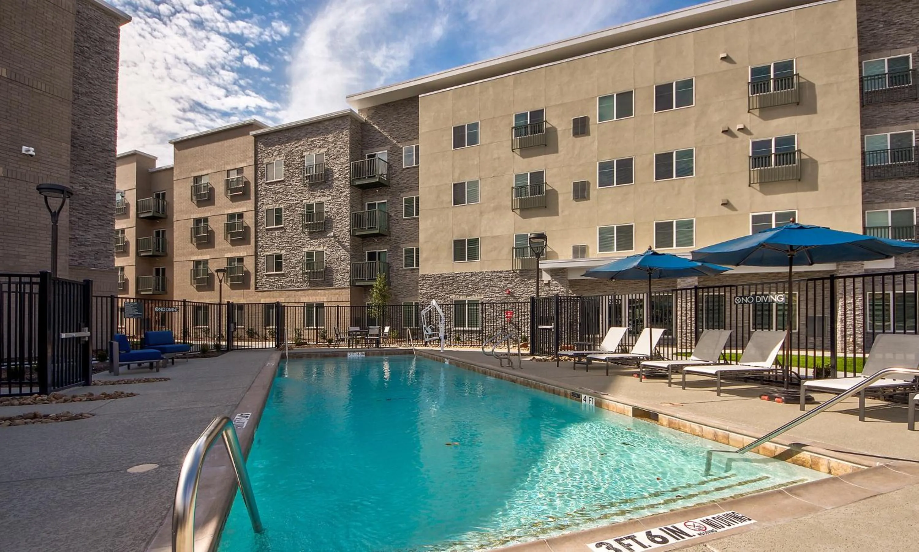 Swimming pool in Parks Residential-Richardson