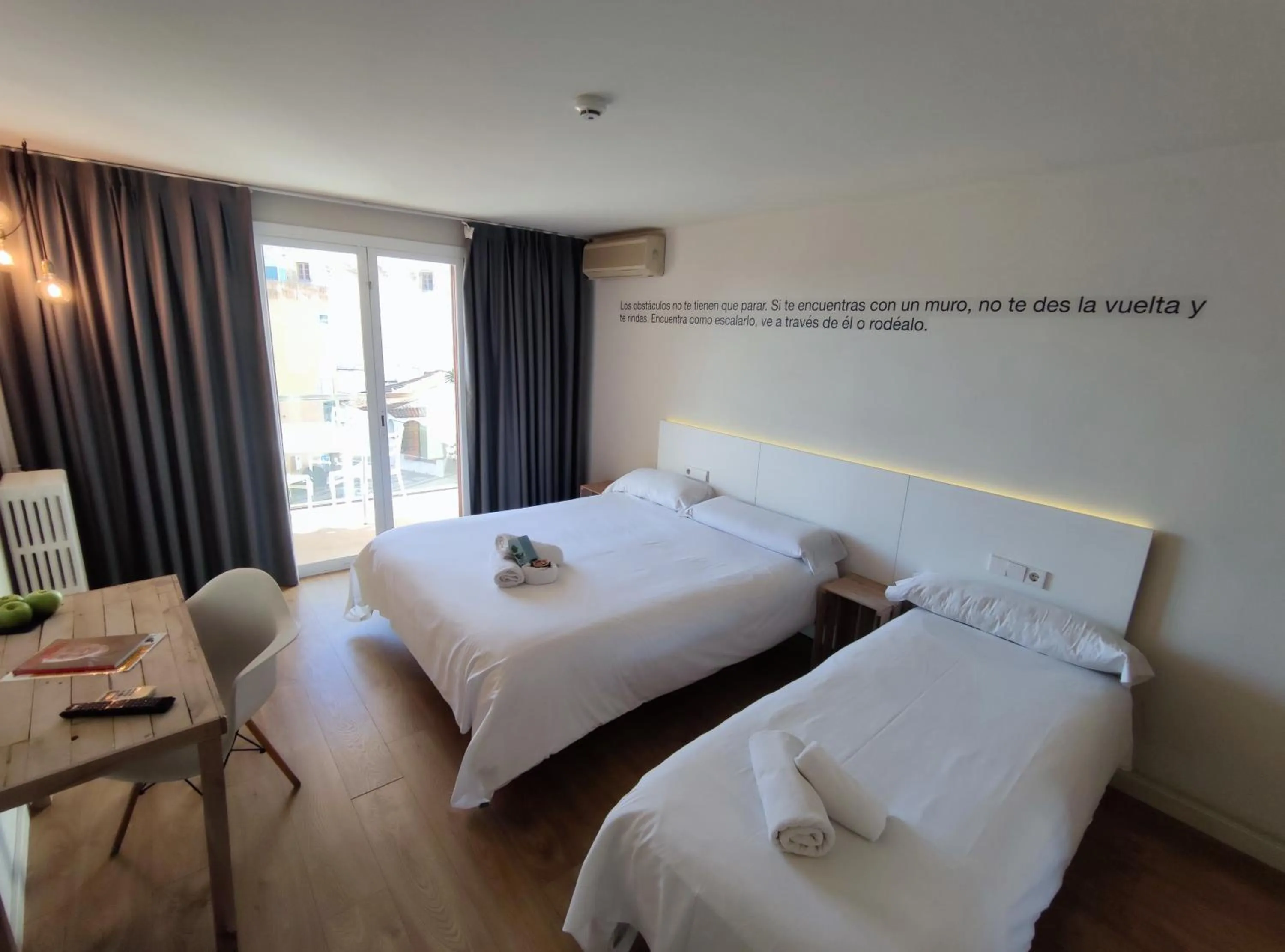 Photo of the whole room, Bed in Dynamic Hotels Caldetes Barcelona