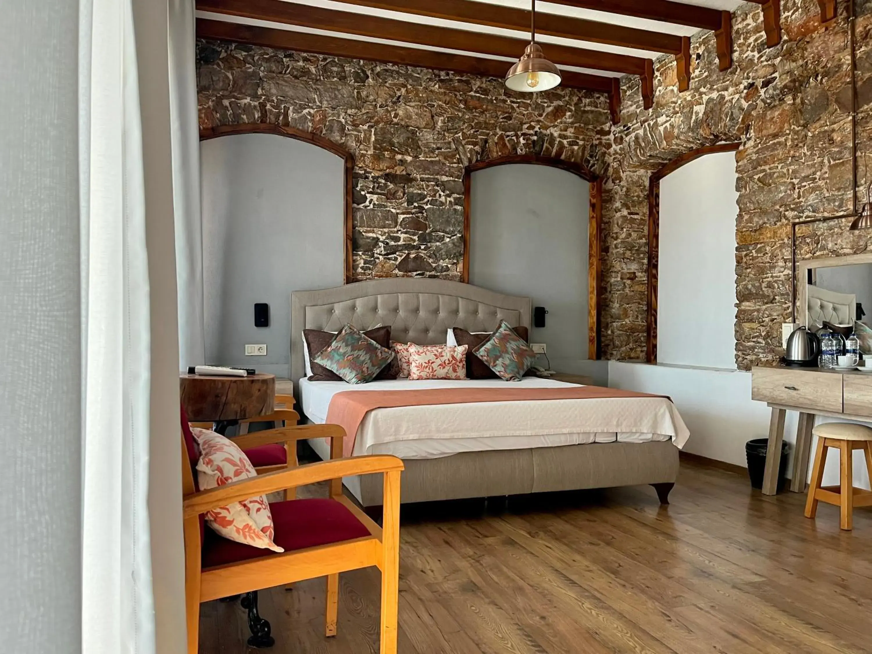 Deluxe Suite with Sea View & Terrace in Akkan Hotel Deluxe Suite with Sea View & Terrace in Akkan Hotel