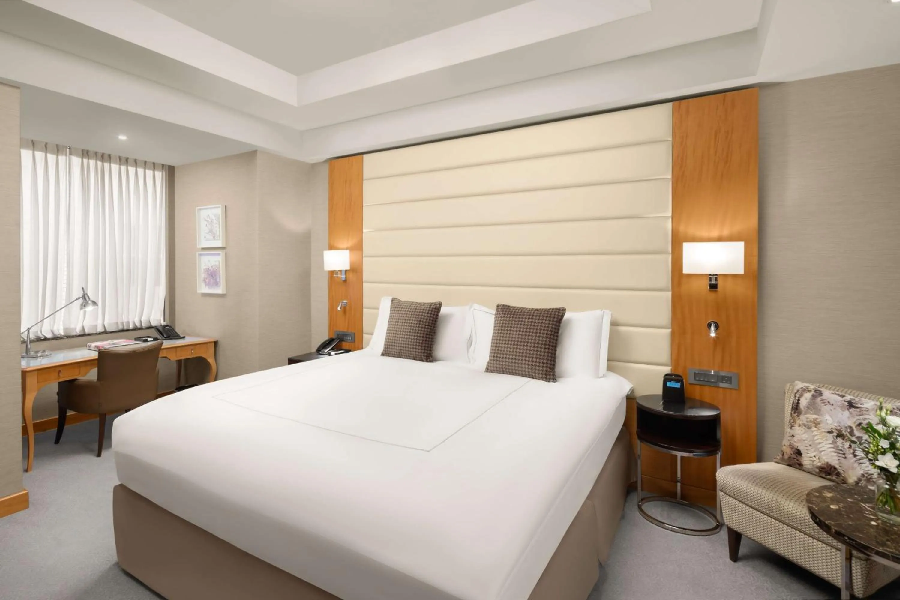 Bed in Conrad London St James