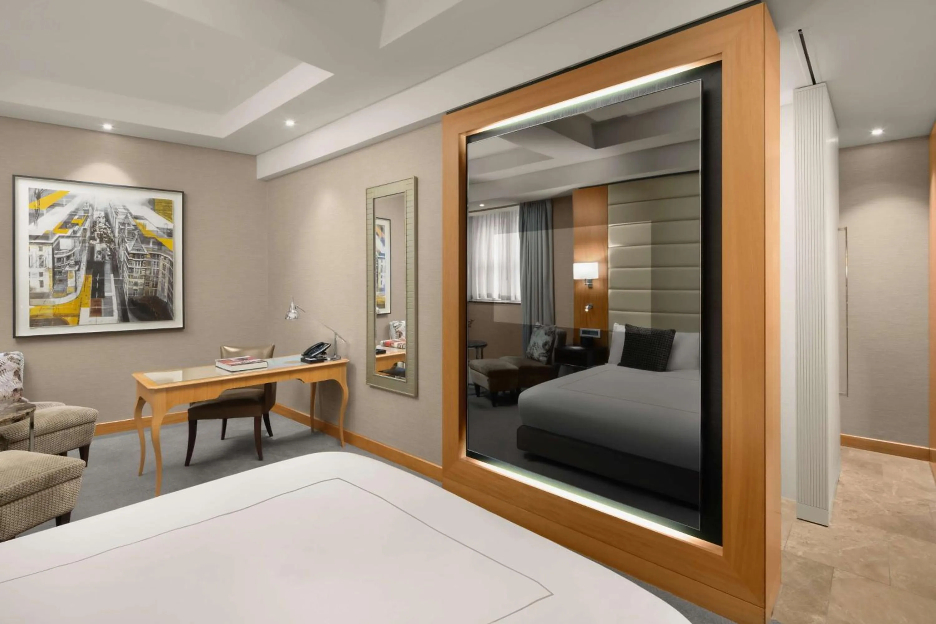 Bedroom, Bed in Conrad London St James