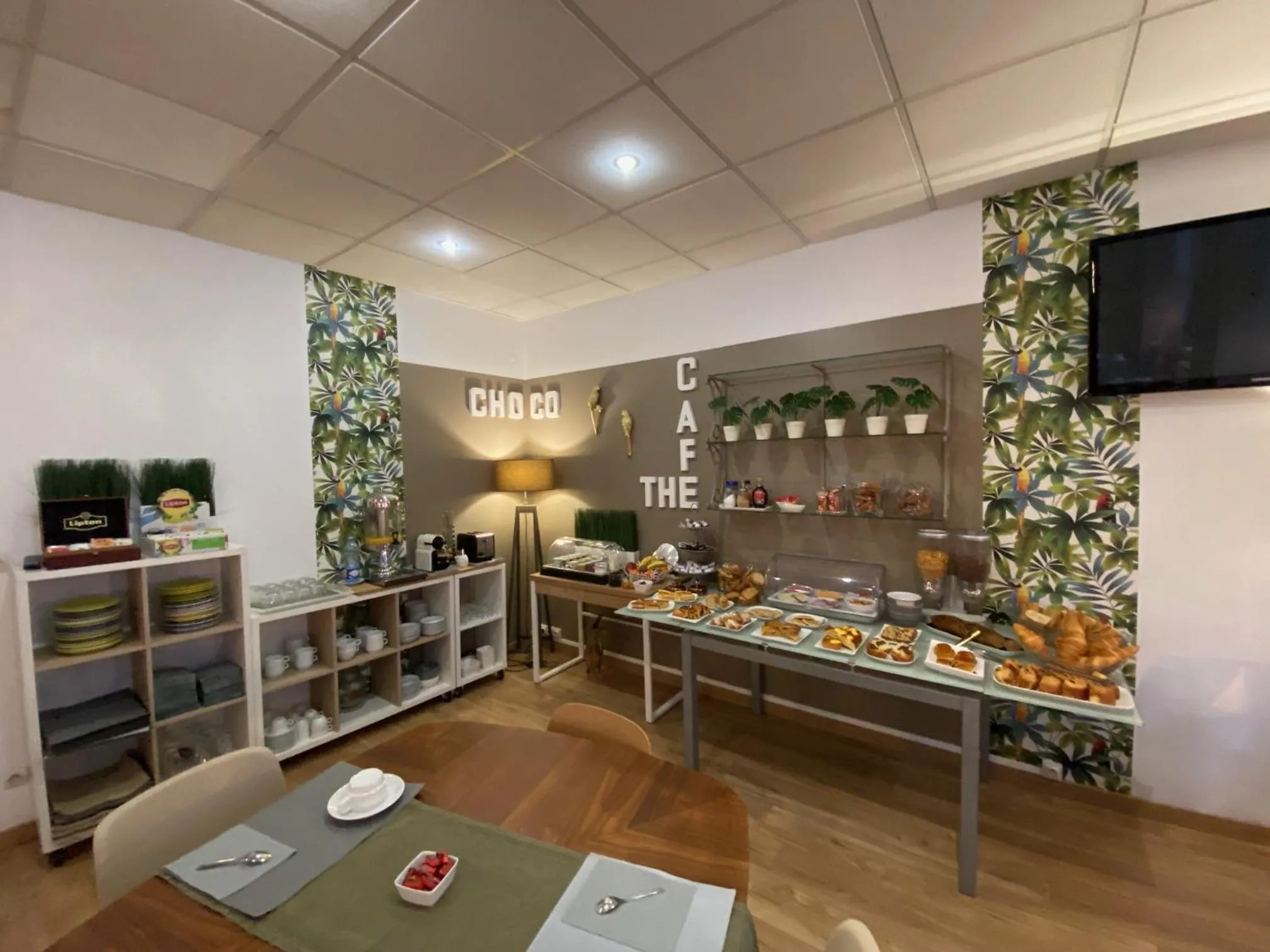 Breakfast in Cesar Hotel