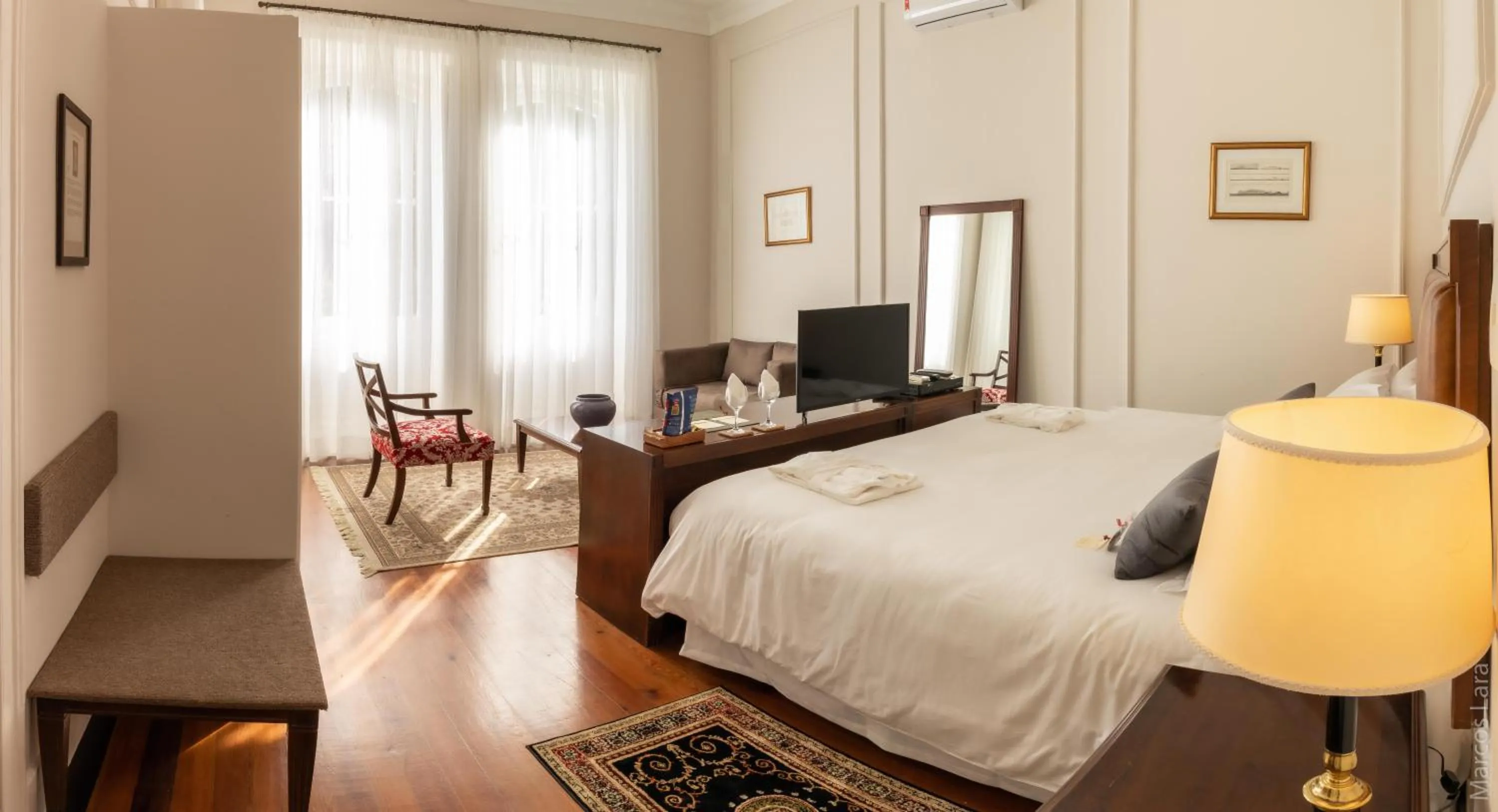 Photo of the whole room, Bed in Hotel Solar do Império