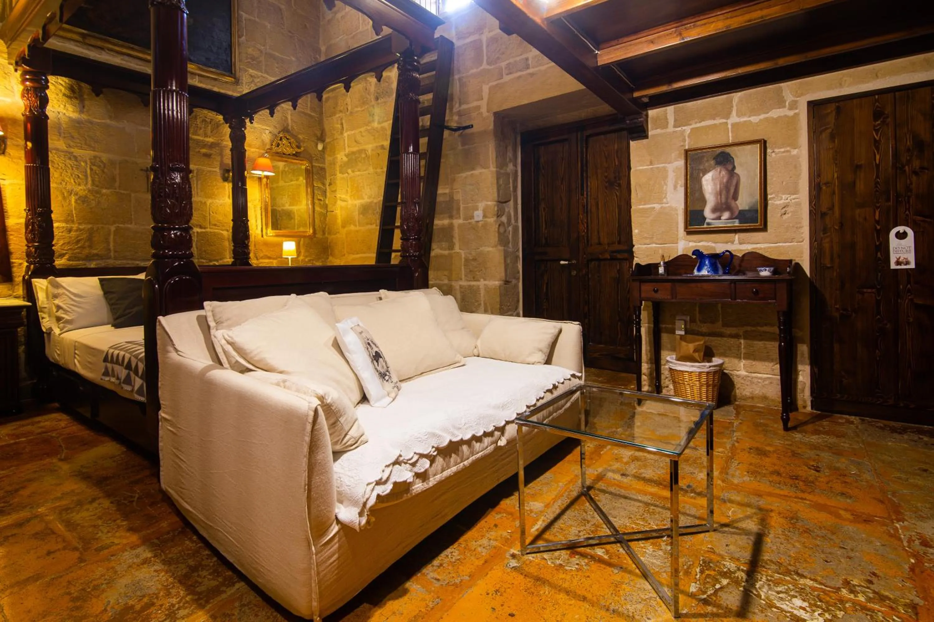 Bed in The Burrow Guest House