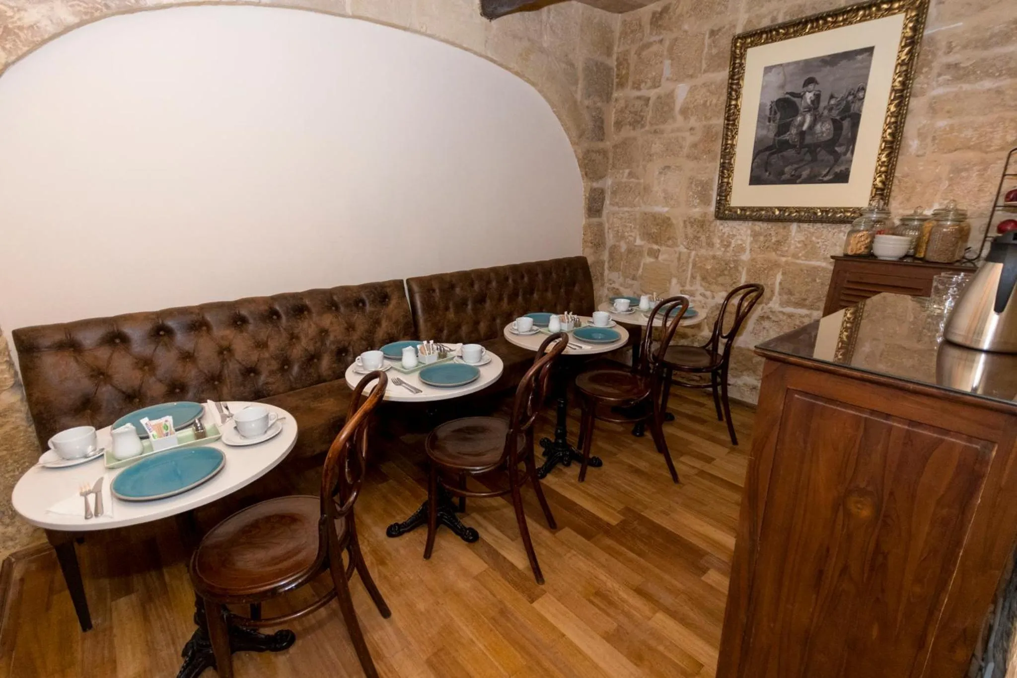 Dining area in The Burrow Guest House