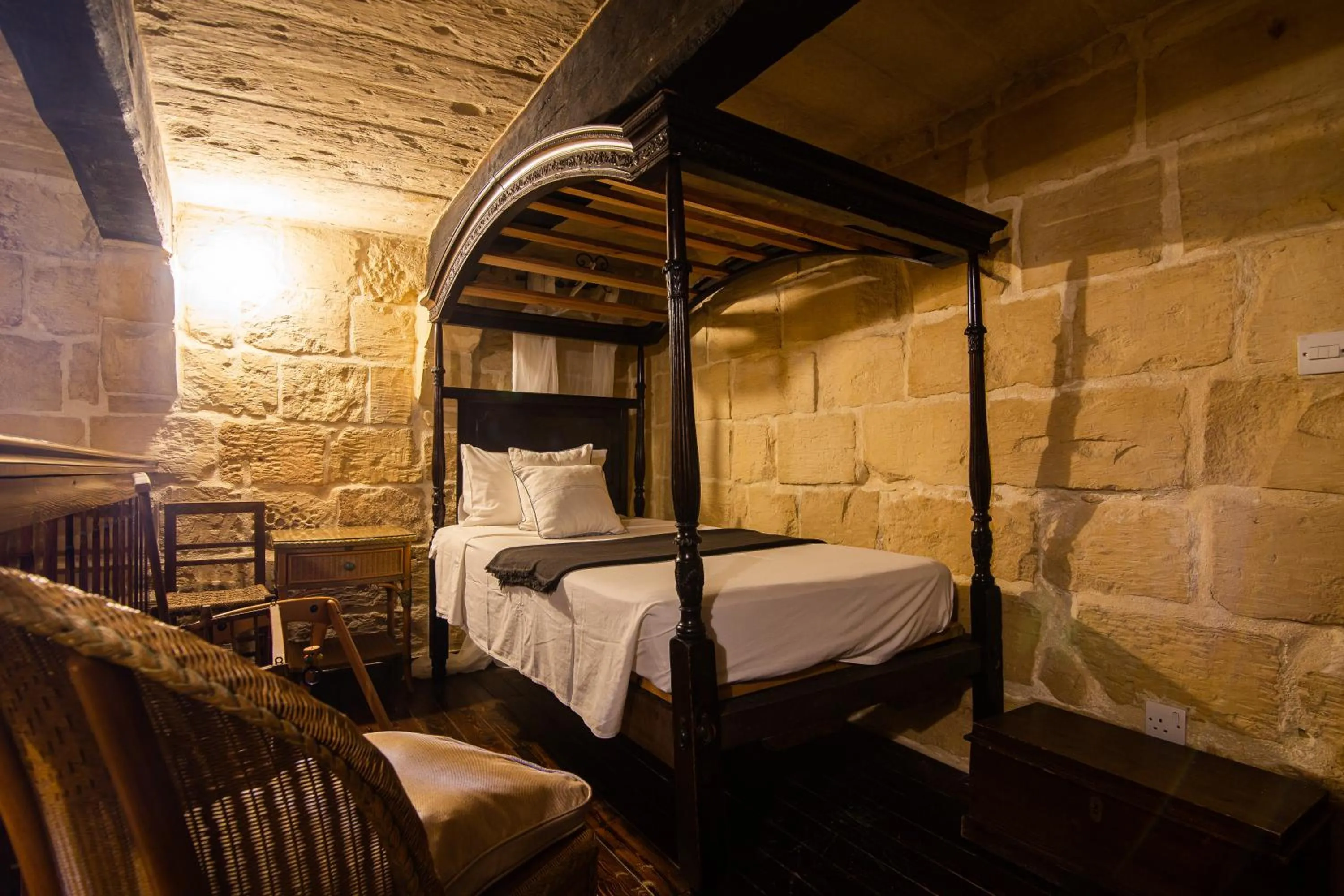 Bed in The Burrow Guest House