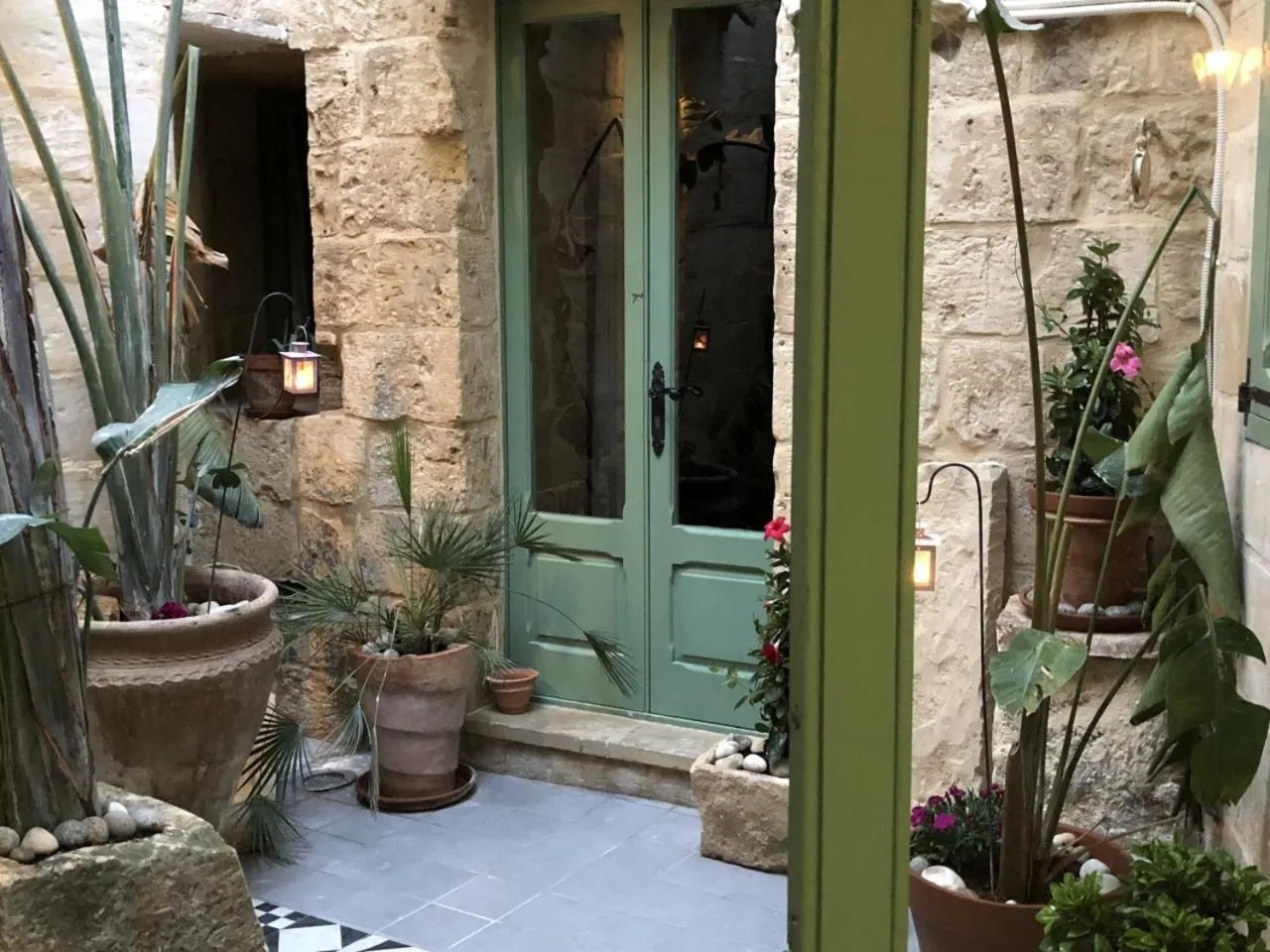 Balcony/Terrace in The Burrow Guest House