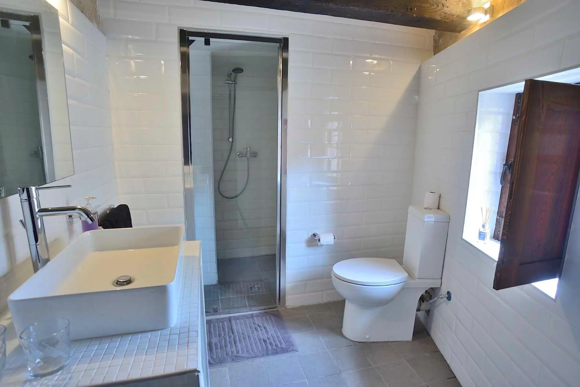 Bathroom in The Burrow Guest House
