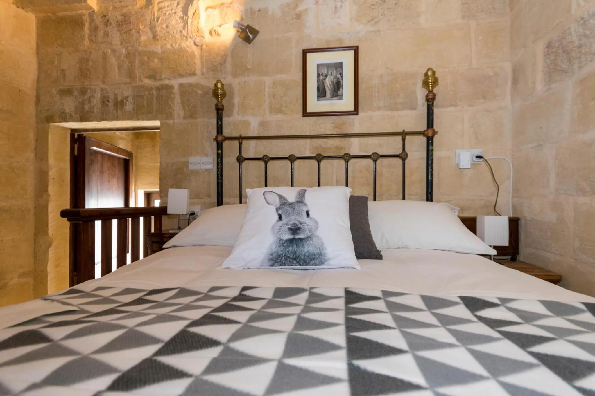 Bedroom, Bed in The Burrow Guest House