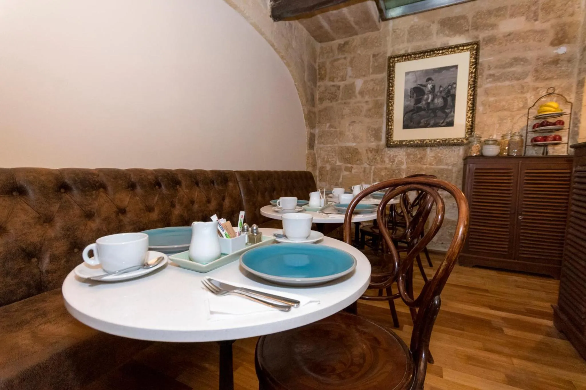 Dining area in The Burrow Guest House