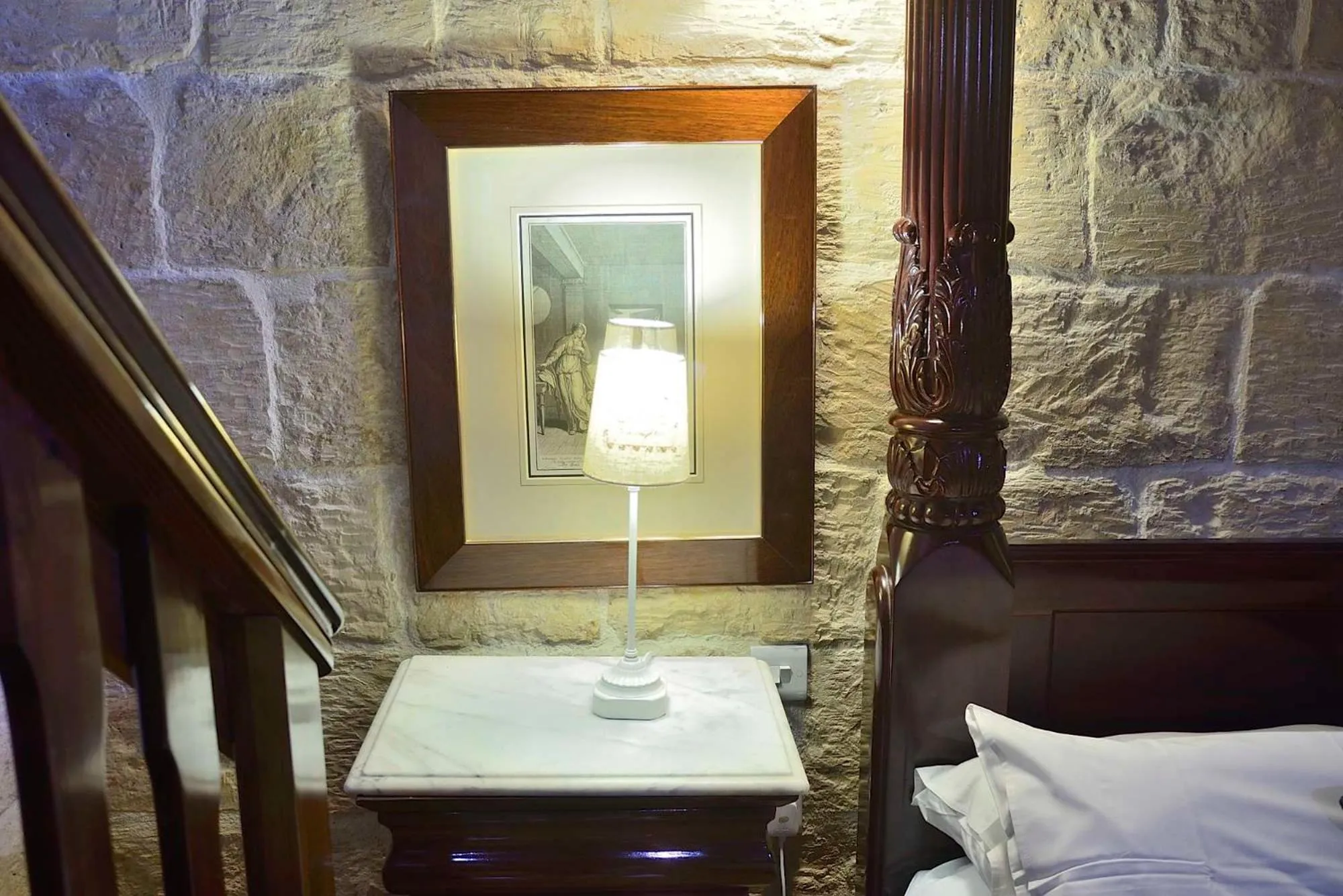 Decorative detail, Bed in The Burrow Guest House