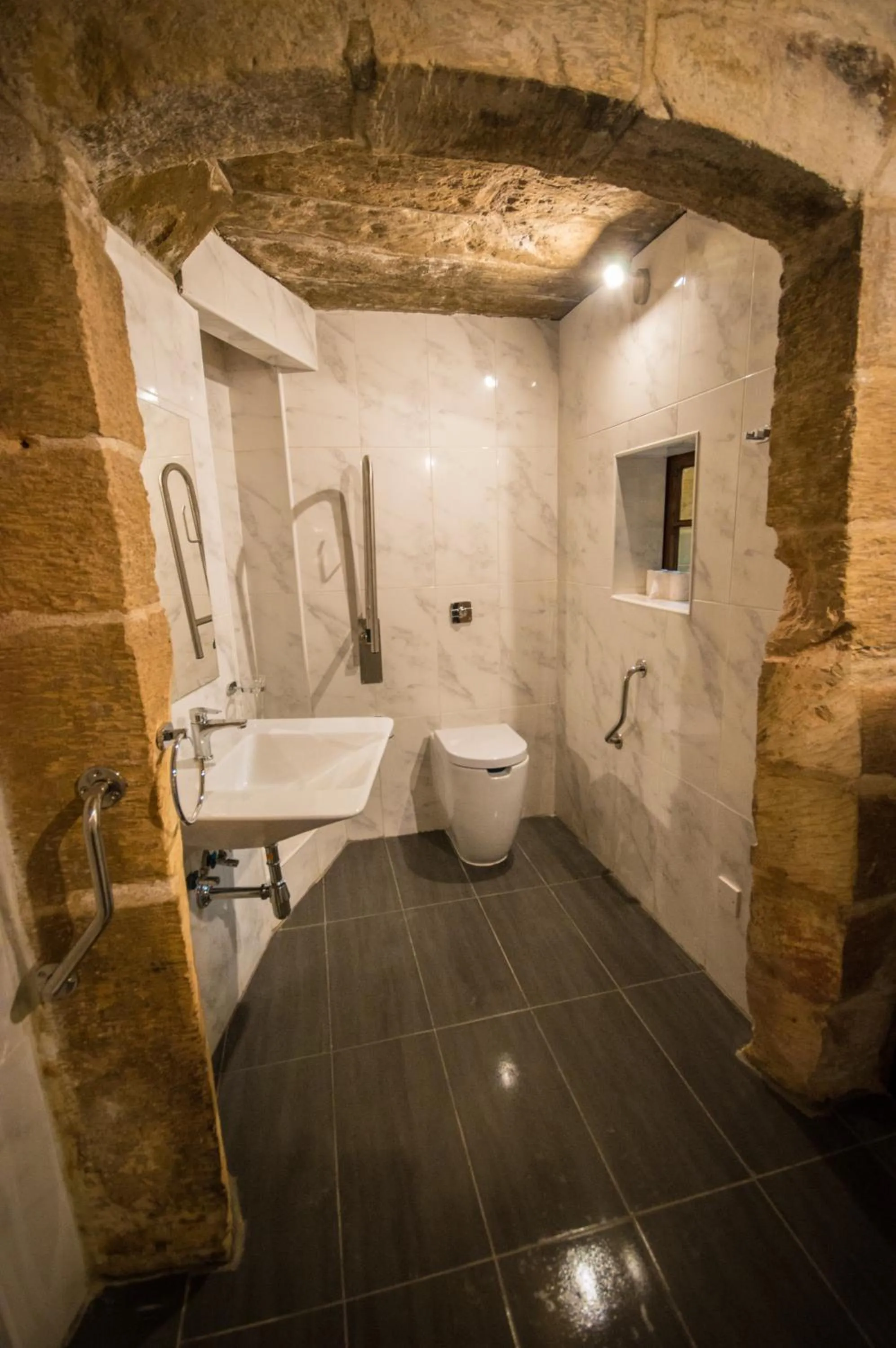 Bathroom in The Burrow Guest House