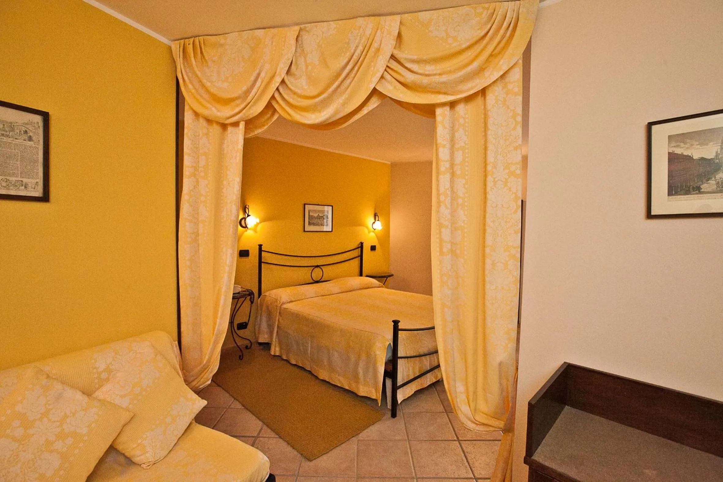 Photo of the whole room, Bed in Hotel Rainero