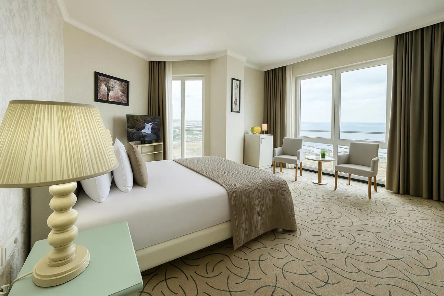 Bedroom, Bed in Ramada by Wyndham Tekirdağ