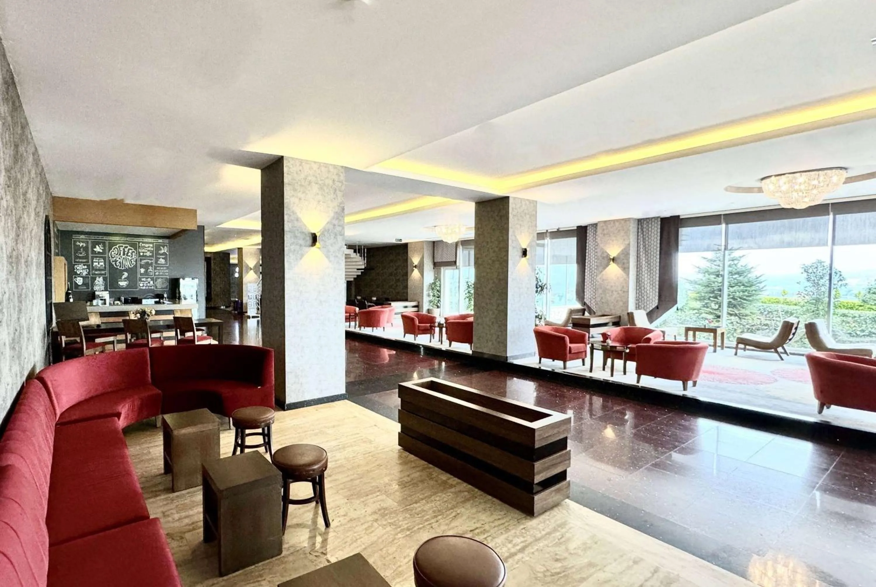 Restaurant/places to eat in Ramada by Wyndham Tekirdağ