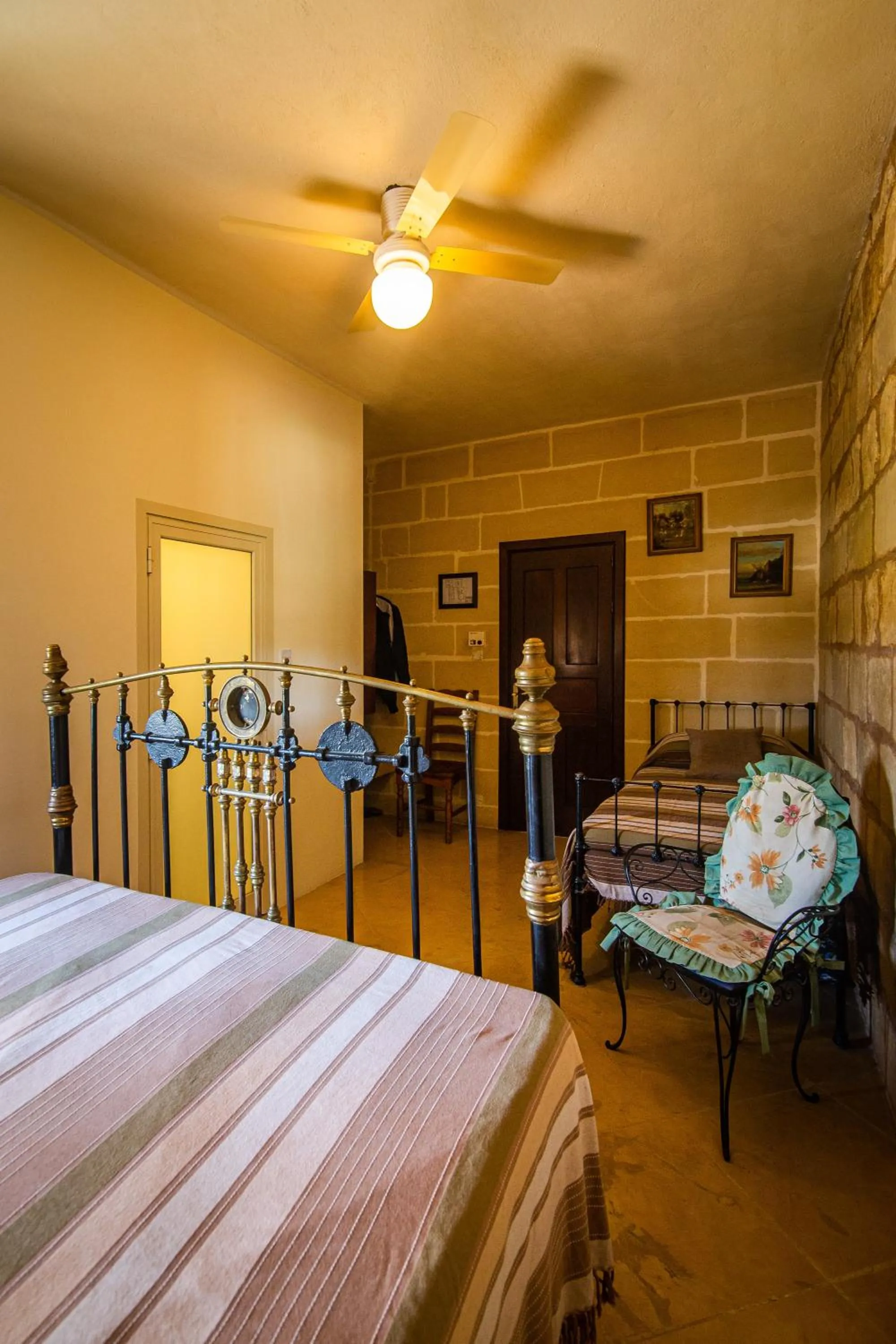 Bedroom, Bed in Ta' Bertu Host Family Bed & Breakfast