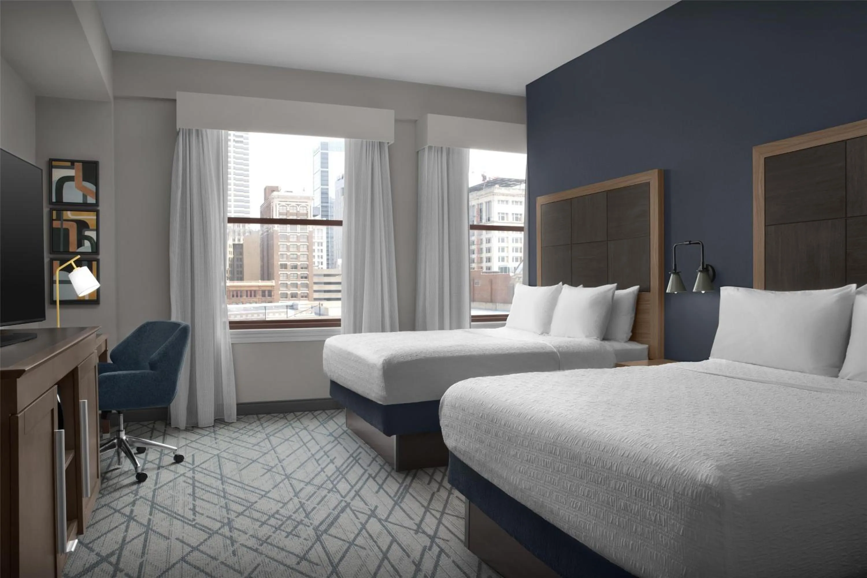 Bed in Hampton Inn Indianapolis Downtown Across from Circle Centre