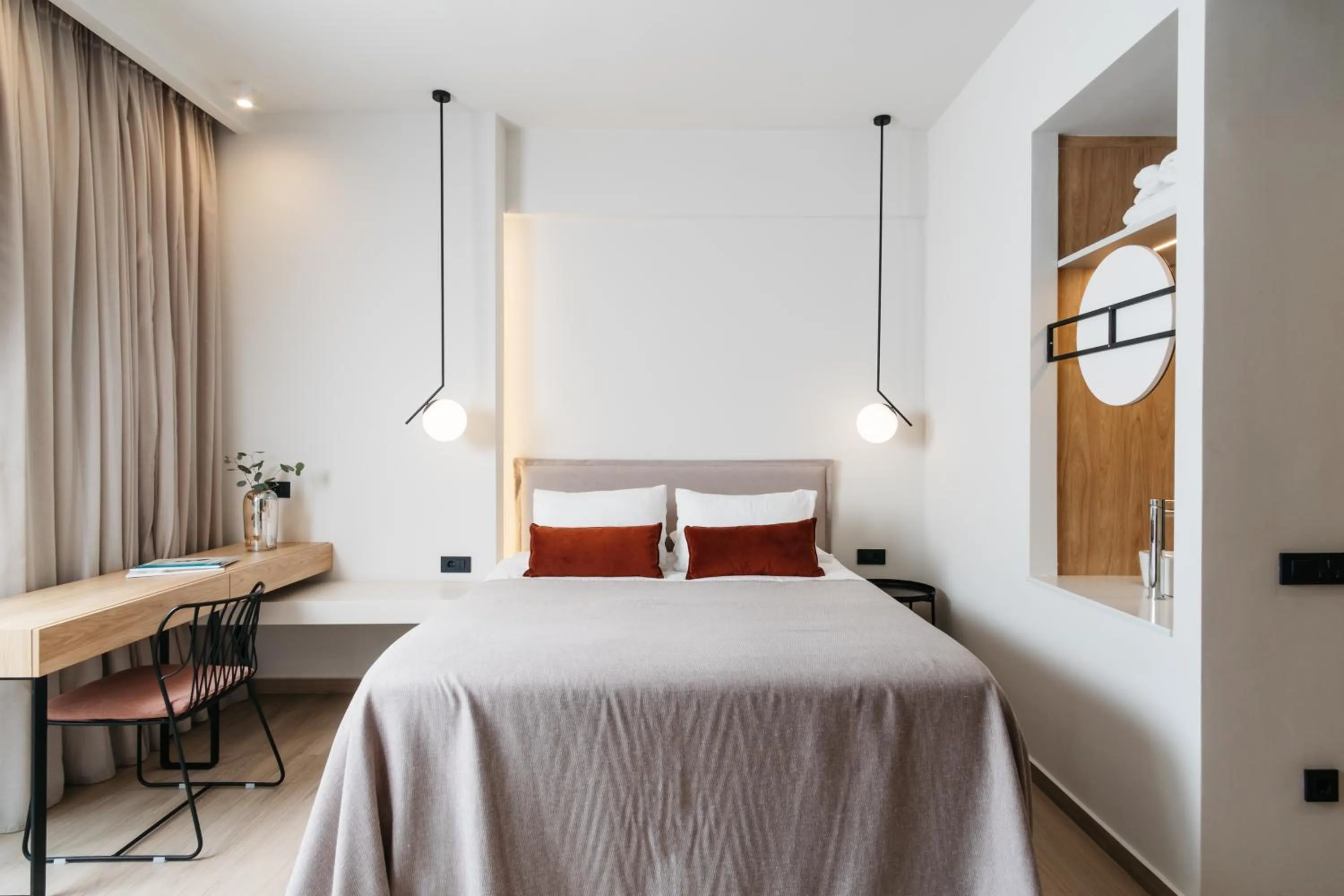 Property building, Bed in The City Hotel & Suites