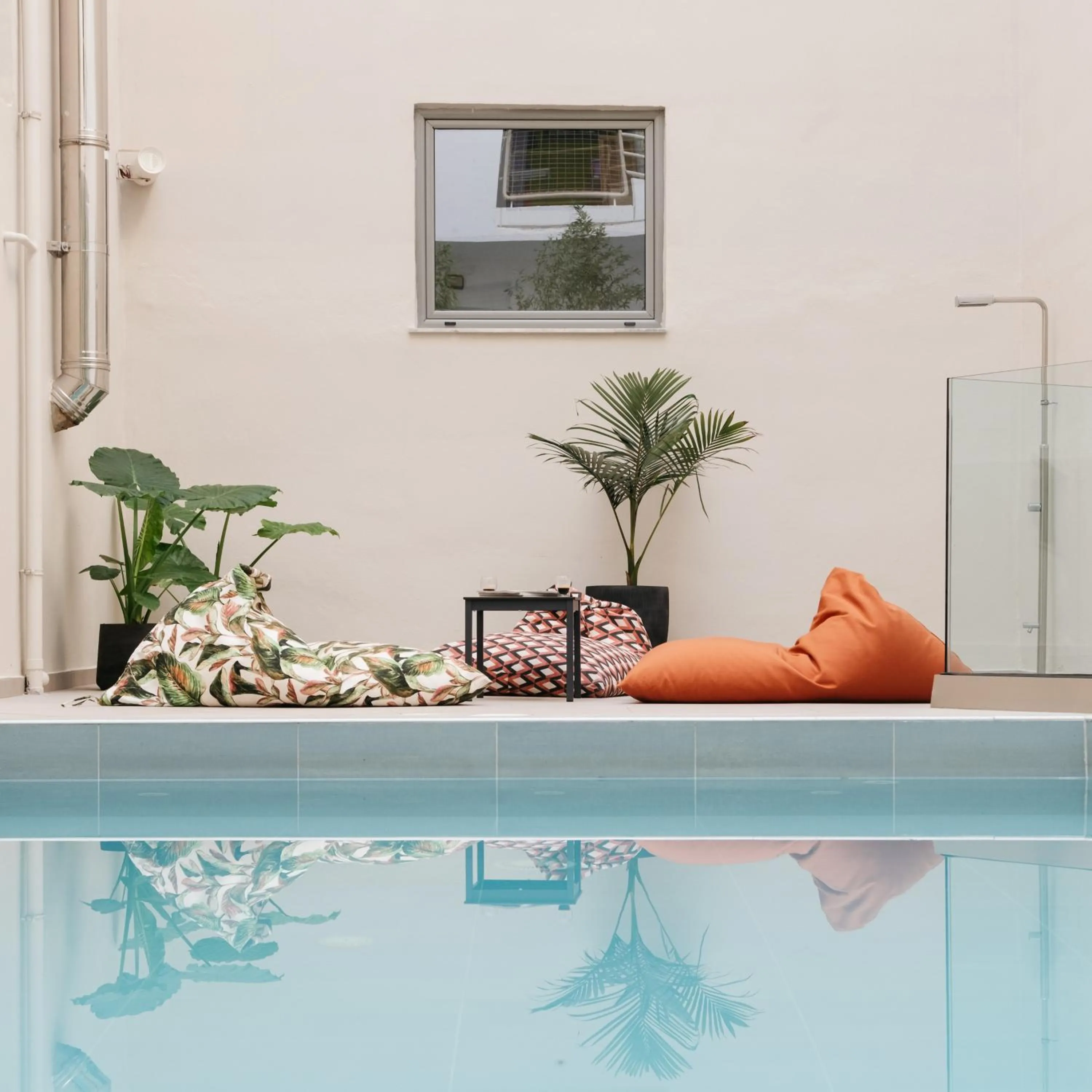 Swimming pool in The City Hotel & Suites