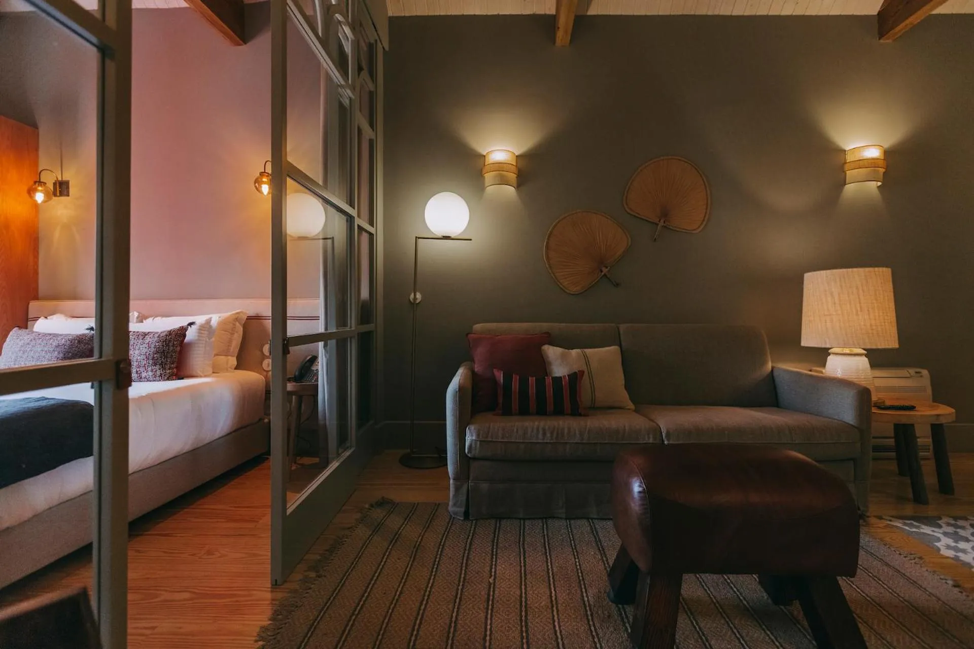 Living room, Bed in Torel 1884 Suites & Apartments