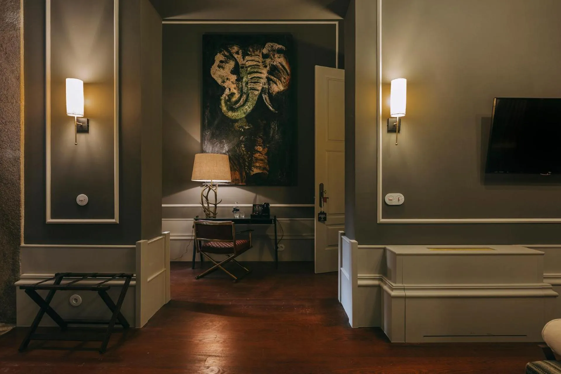 Decorative detail in Torel 1884 Suites & Apartments