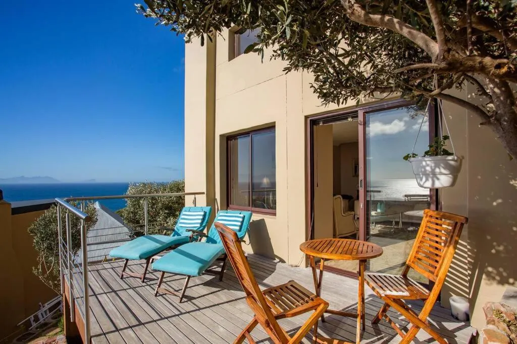 Aqua Terra Boutique Guesthouse - Simon's Town, Cape Town