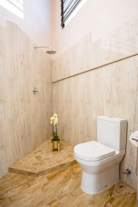 Shower in Aqua Terra Boutique Guesthouse - Simon's Town, Cape Town