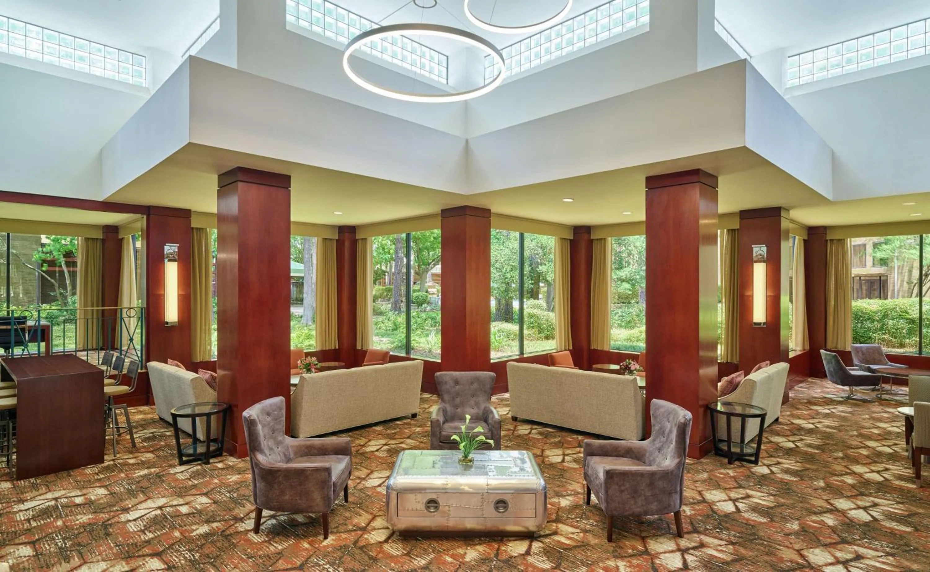 Lobby or reception in DoubleTree by Hilton Houston Intercontinental Airport