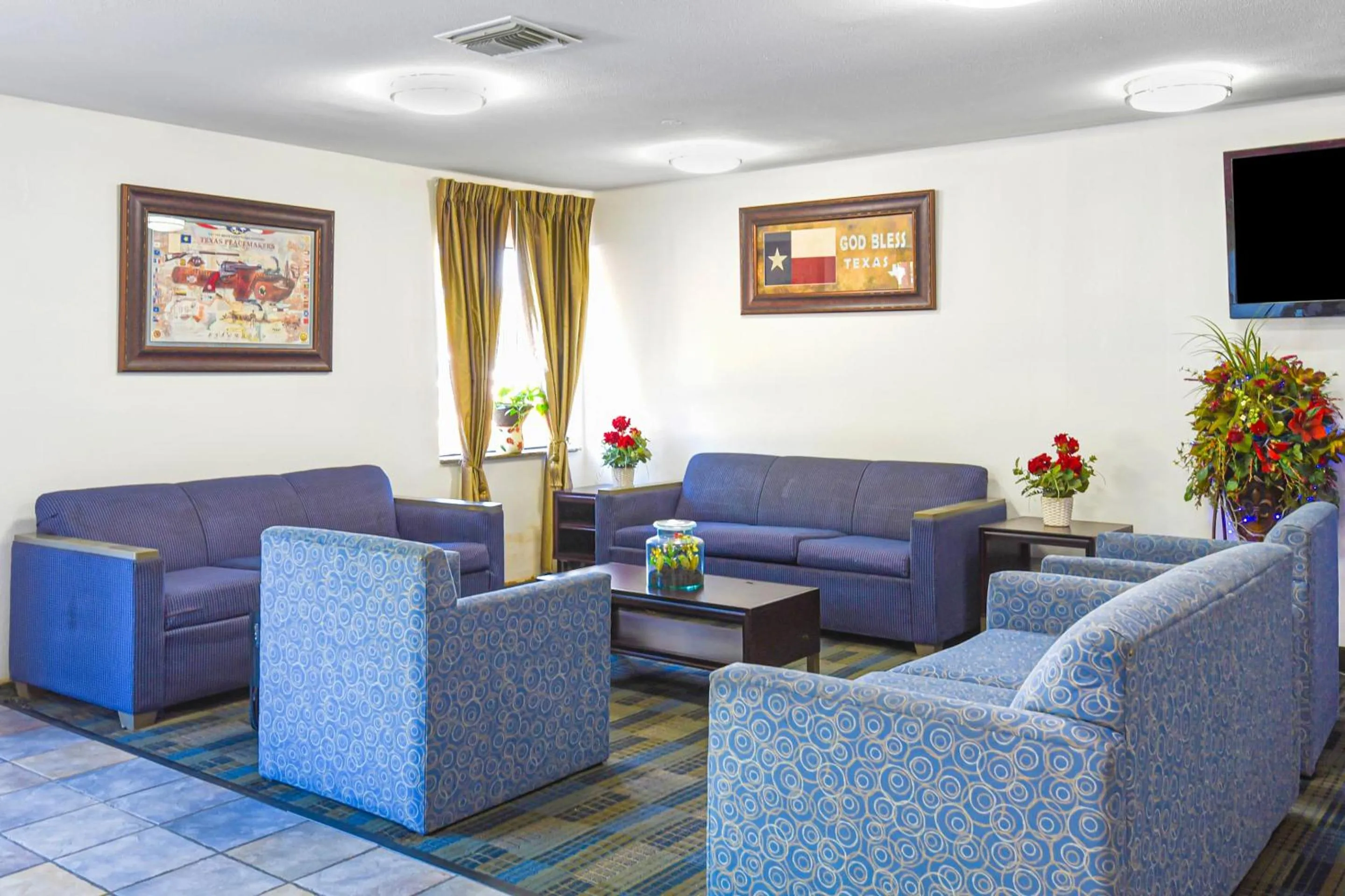 Lobby or reception in OYO Hotel Irving DFW Airport South