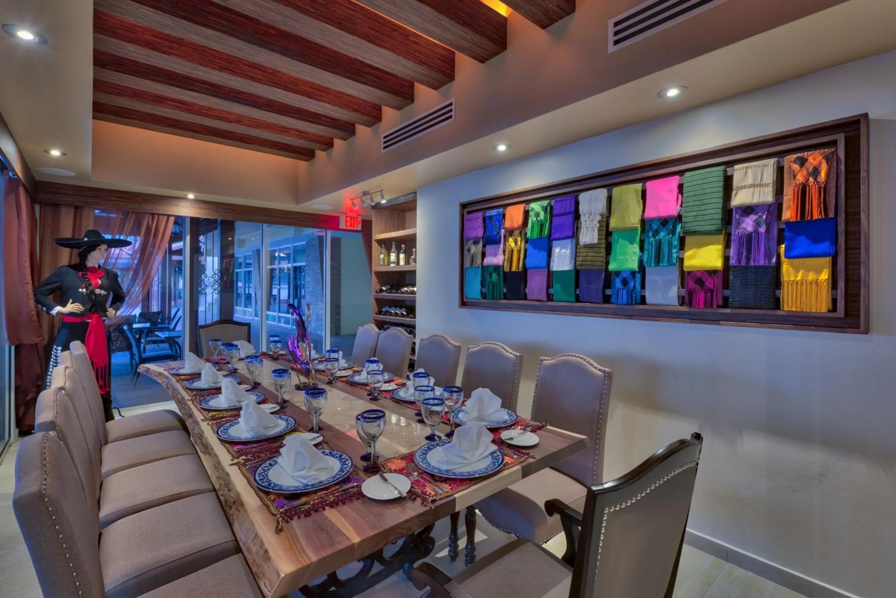 Restaurant/places to eat in The Villas at Simpson Bay Resort