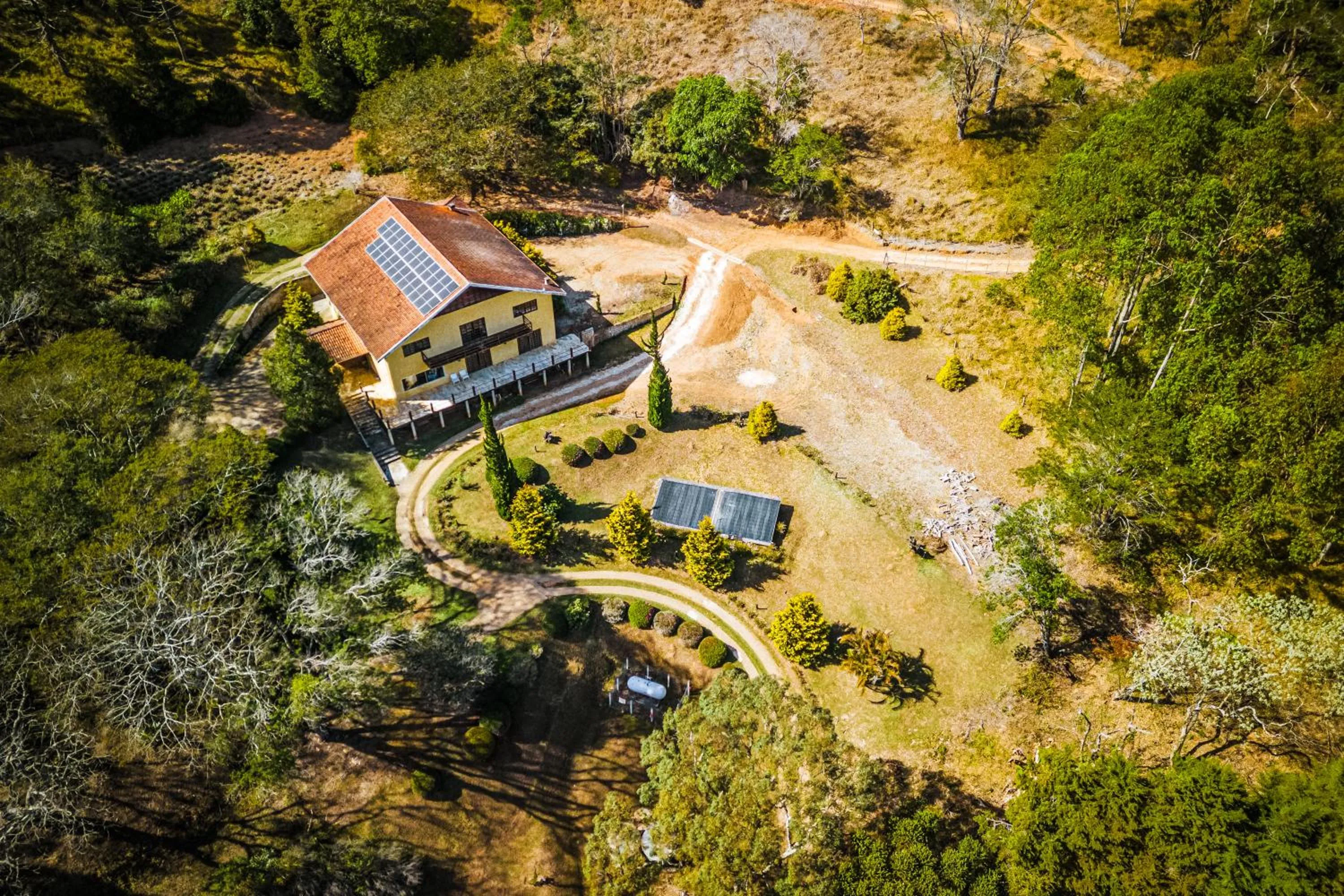 Property building in VELINN Hotel Fazenda Fonte das Hortênsias