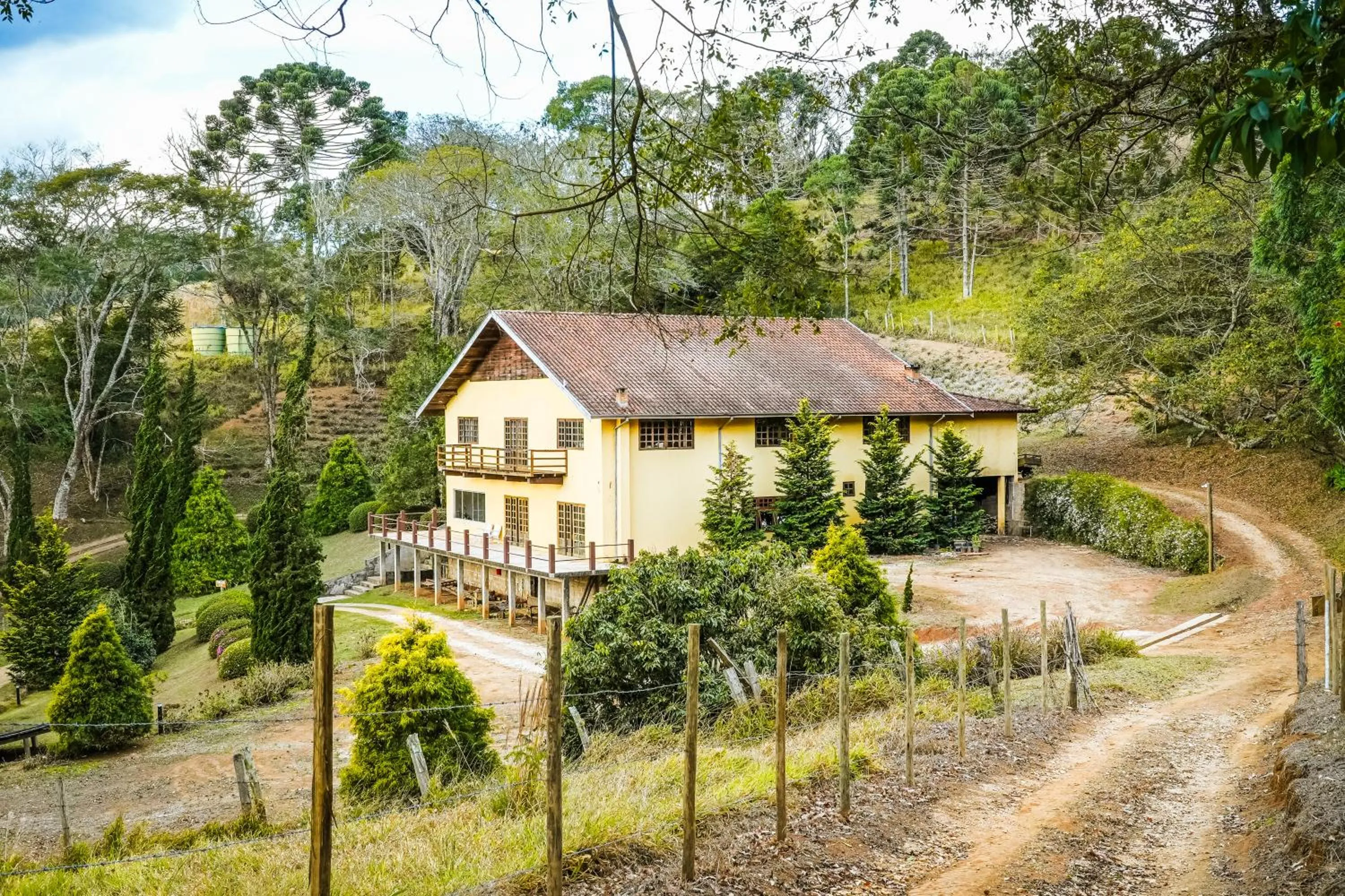 Property building in VELINN Hotel Fazenda Fonte das Hortênsias