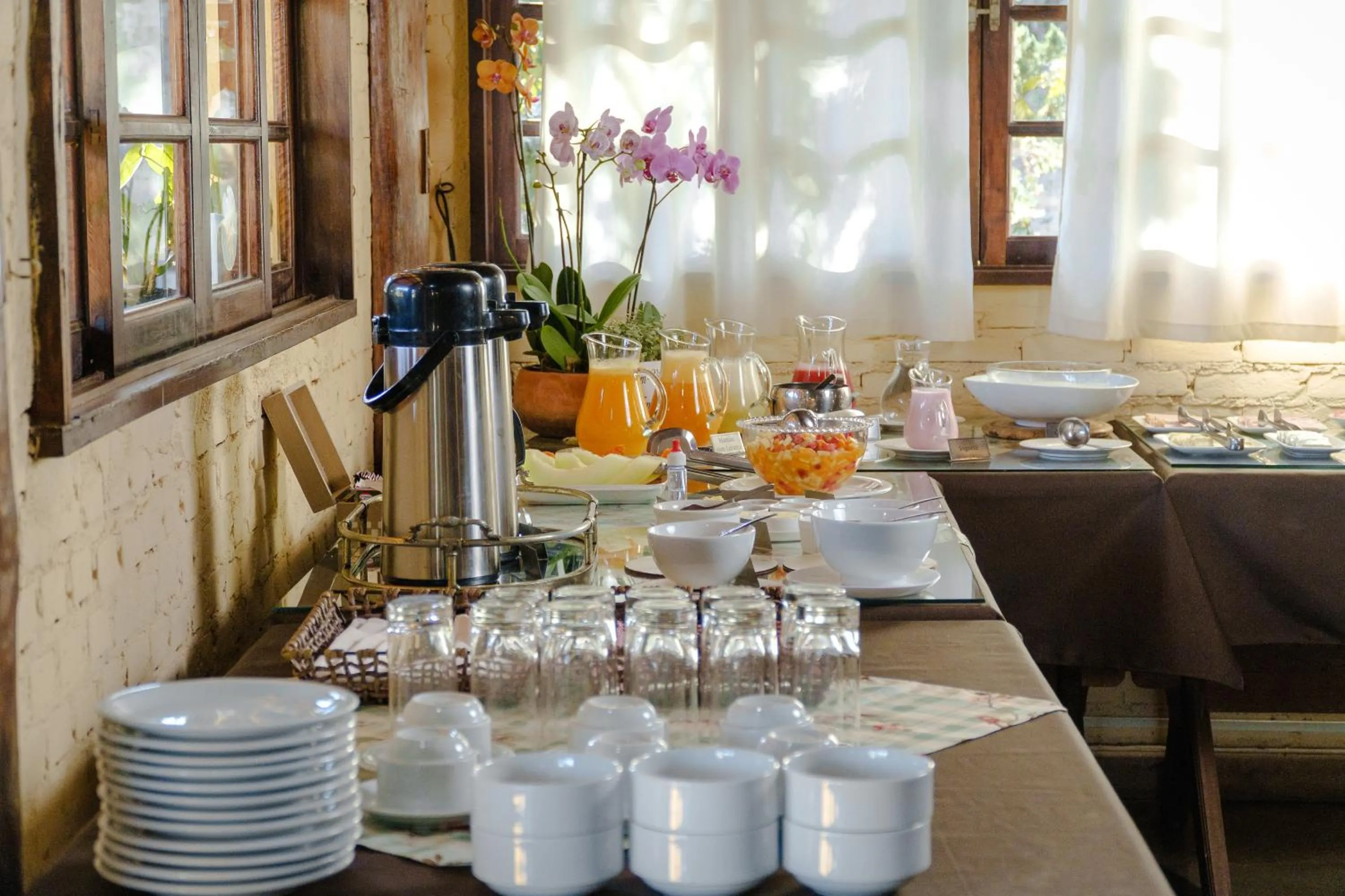 Food and drinks in VELINN Hotel Fazenda Fonte das Hortênsias