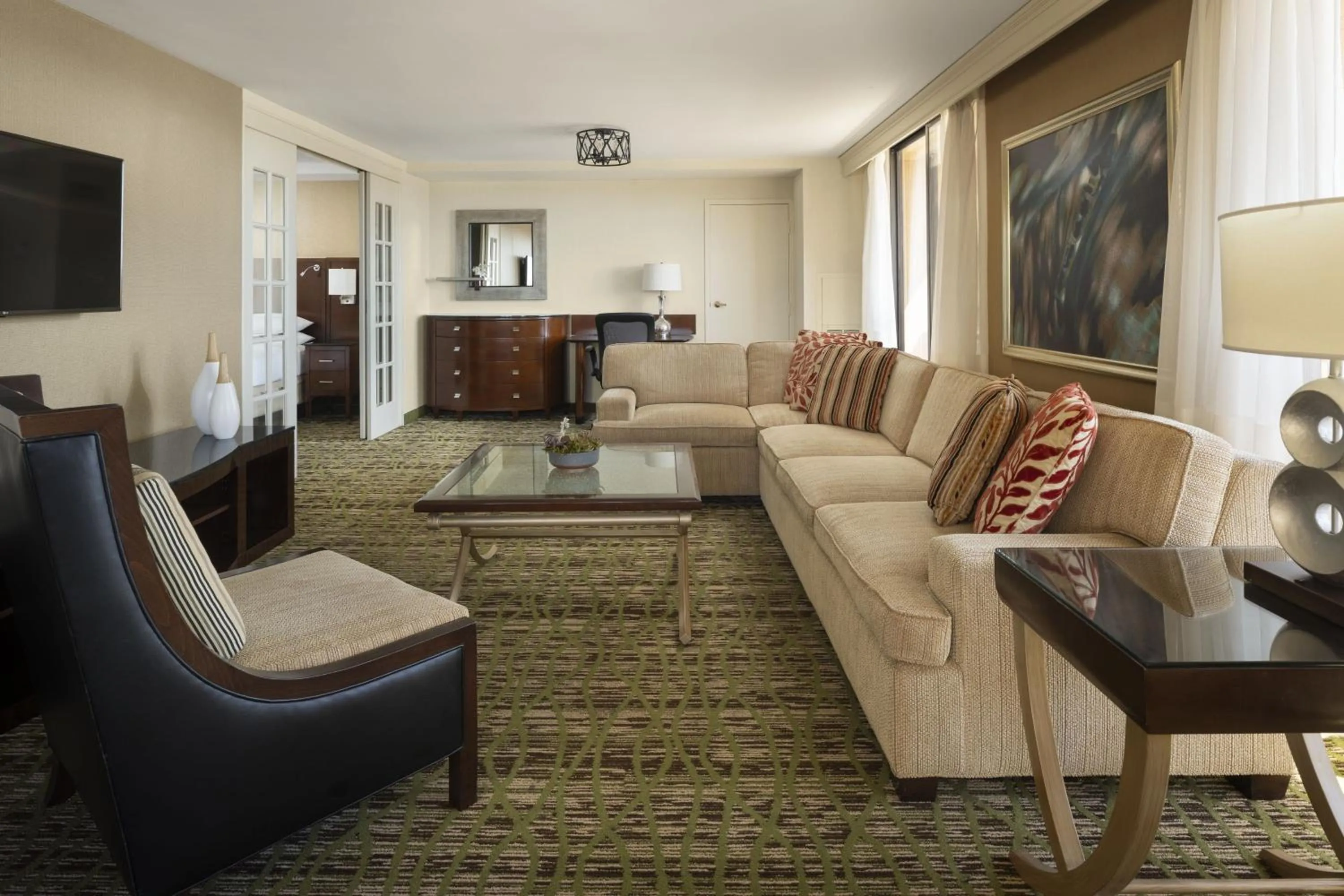 Living room in San Diego Marriott La Jolla