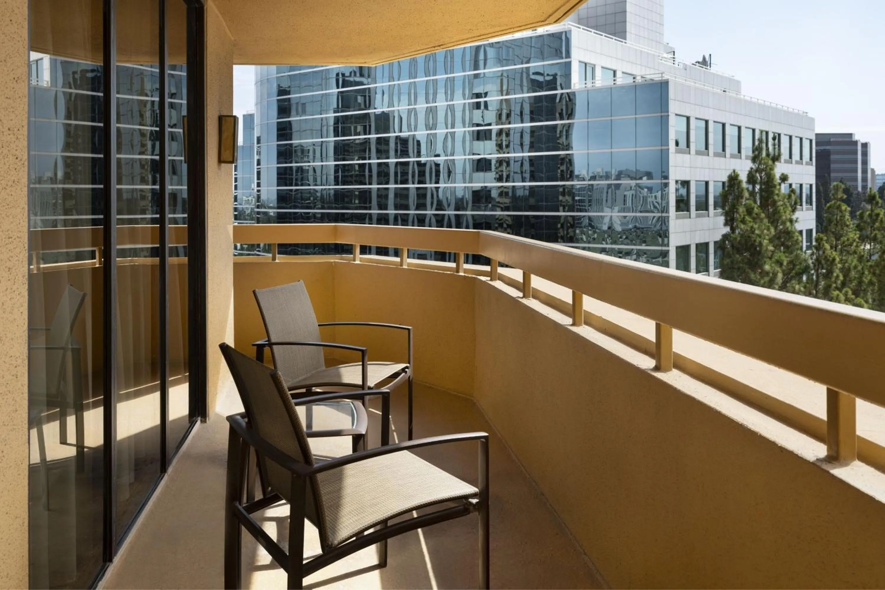 Photo of the whole room in San Diego Marriott La Jolla