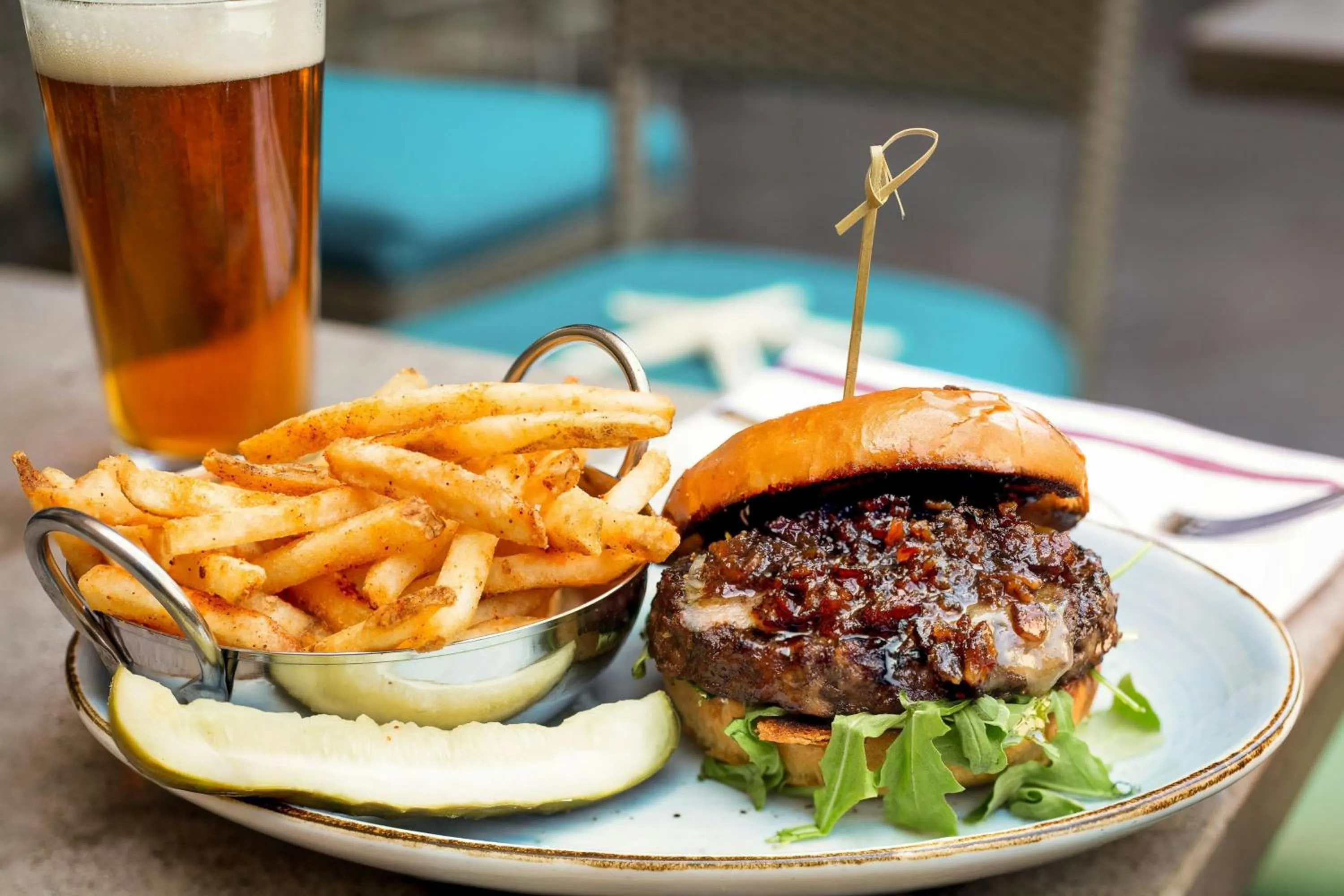 Restaurant/places to eat in San Diego Marriott La Jolla