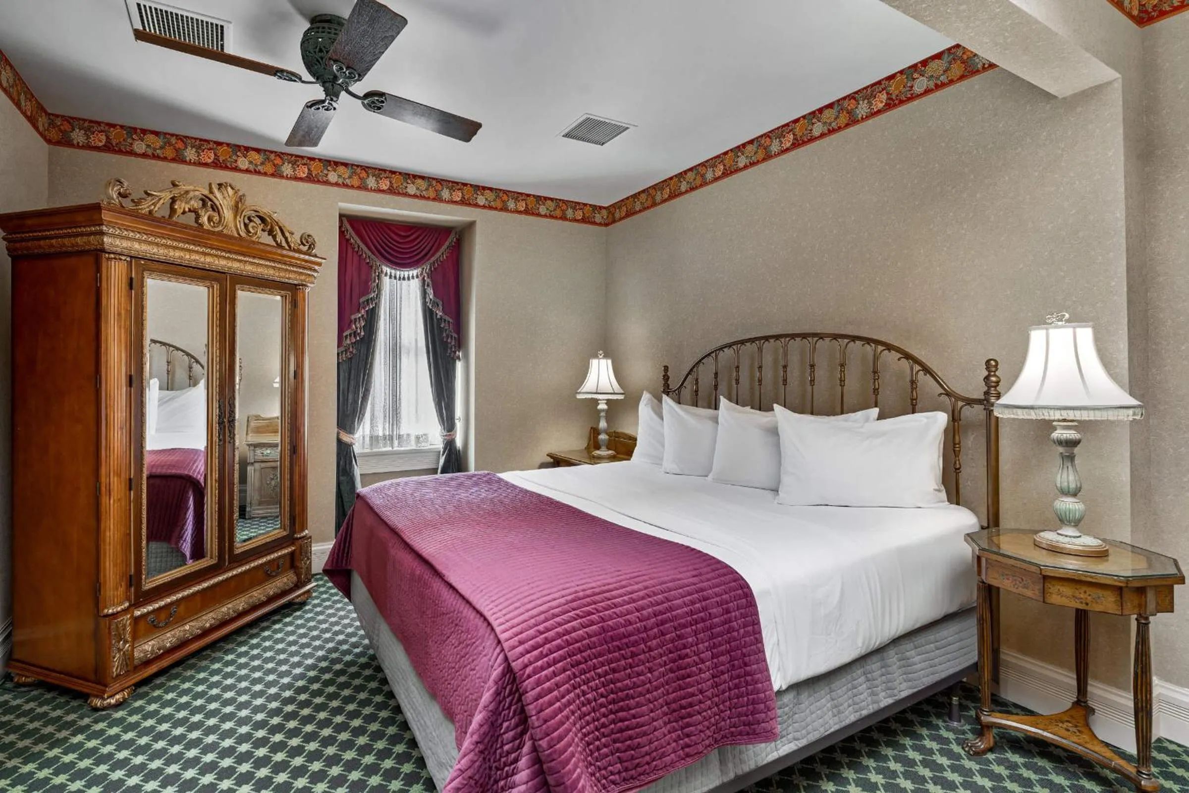 Bed in Beaumont Hotel and Spa - Adults Only